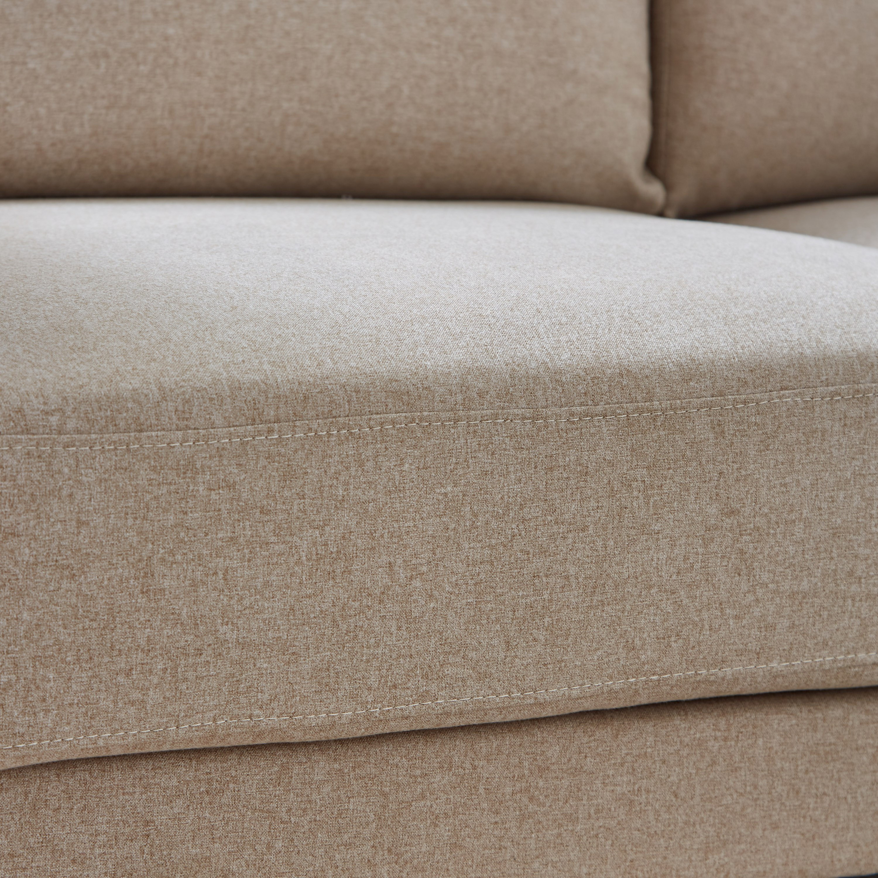 كنبة 3 مقاعد مع وسادتين من ليما-hbxlivingroom-sofasandarmchairs-sofas-image-8