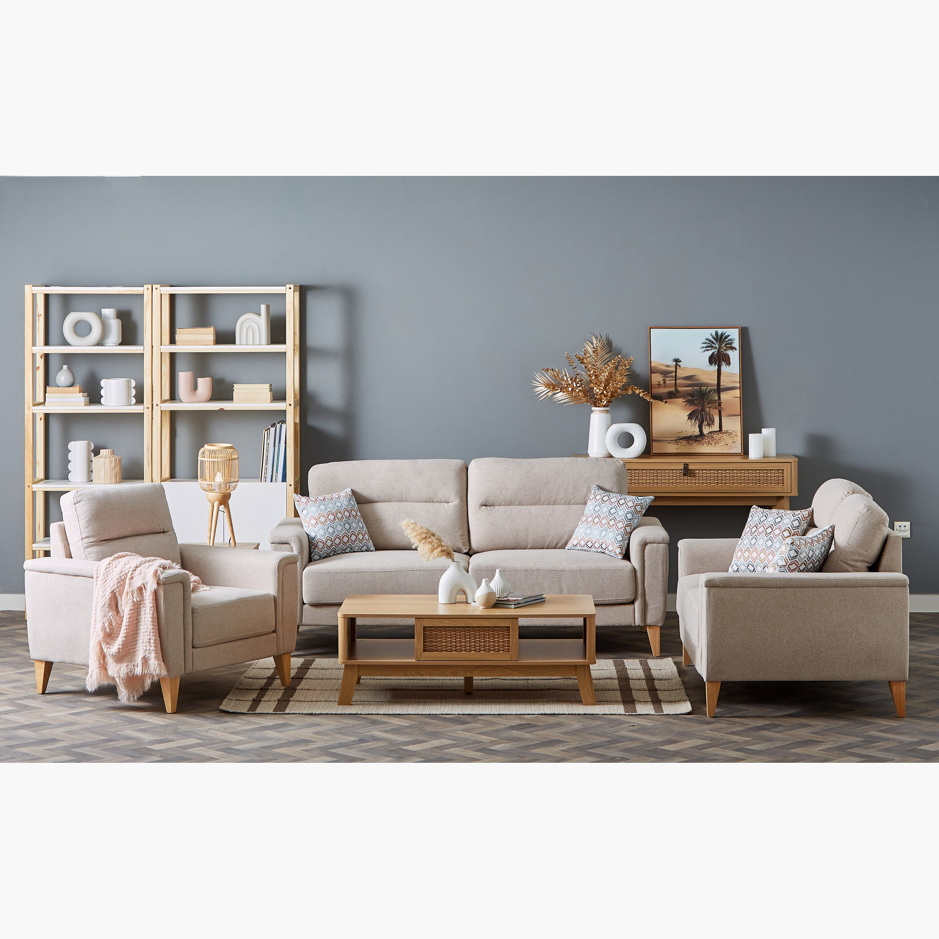 كنبة 3 مقاعد مع وسادتين من ليما-hbxlivingroom-sofasandarmchairs-sofas-image-9