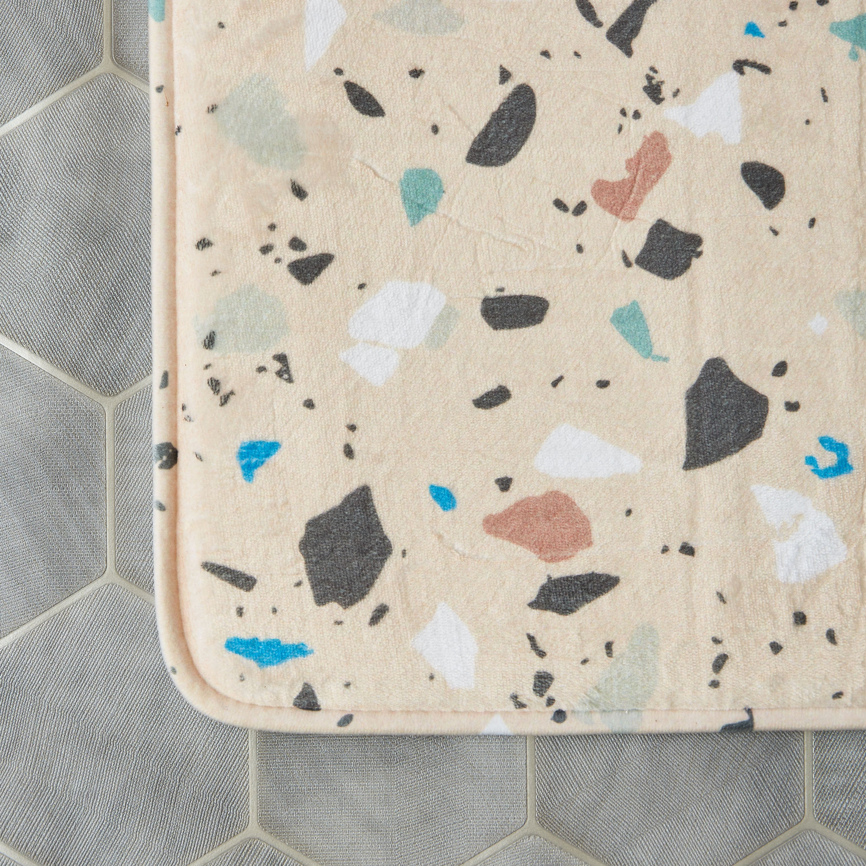 سجادة حمّام إسفنج بطبعات من أورورا - 45x75 سم-hbxbedroom-floorcoverings-bathmats-image-3