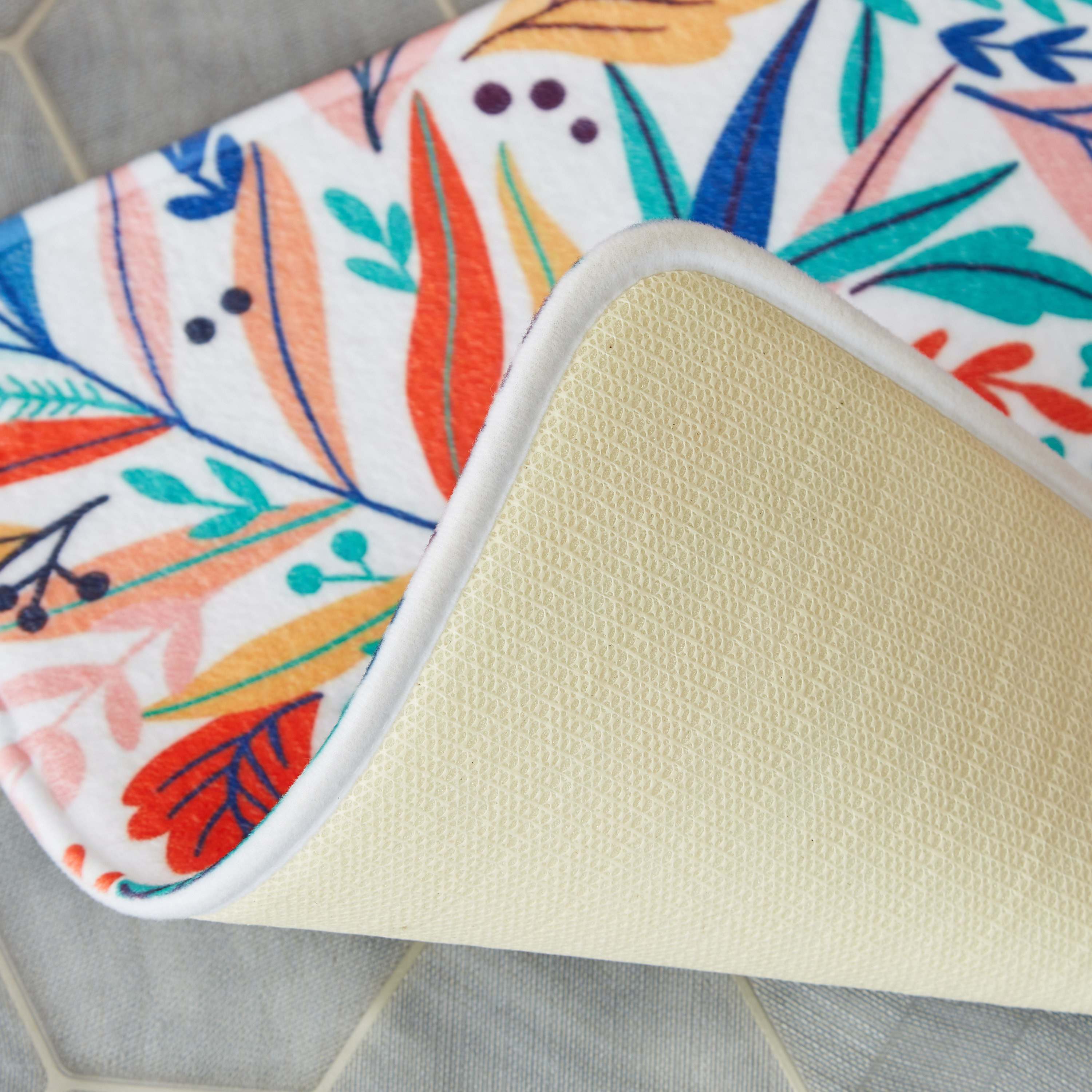 سجادة حمّام إسفنج بطبعات من أورورا - 75x45 سم-hbxbedroom-floorcoverings-bathmats-image-4
