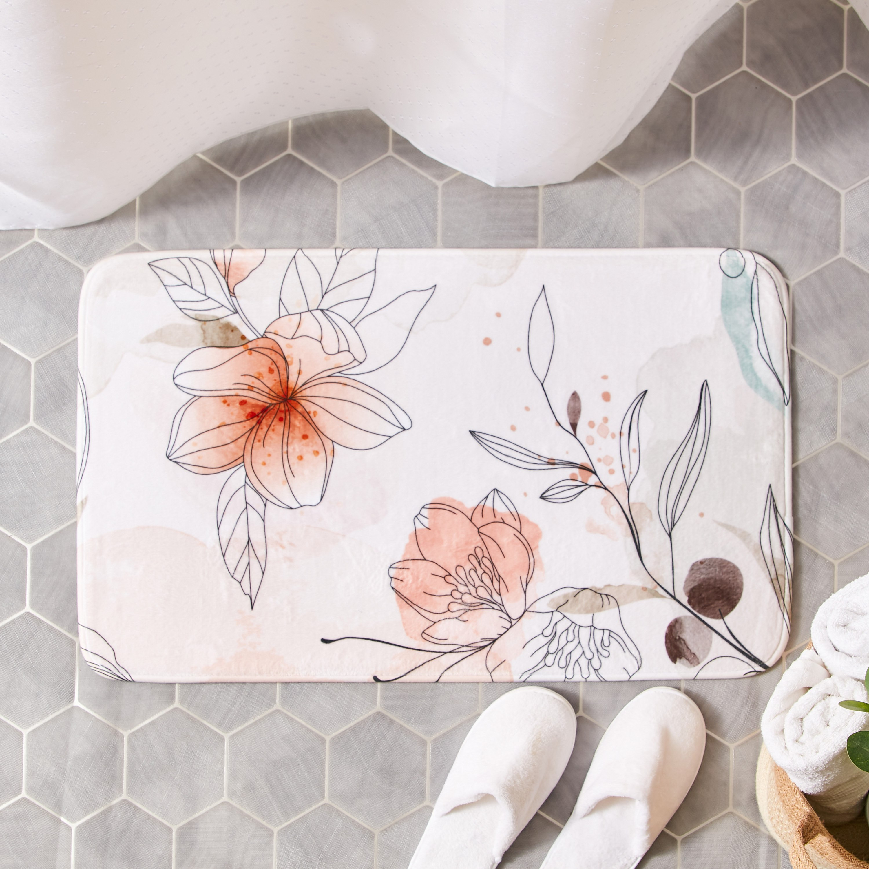 سجادة حمّام إسفنج بطبعات جريس من أورورا - 45x75 سم-hbxbedroom-floorcoverings-bathmats-image-1