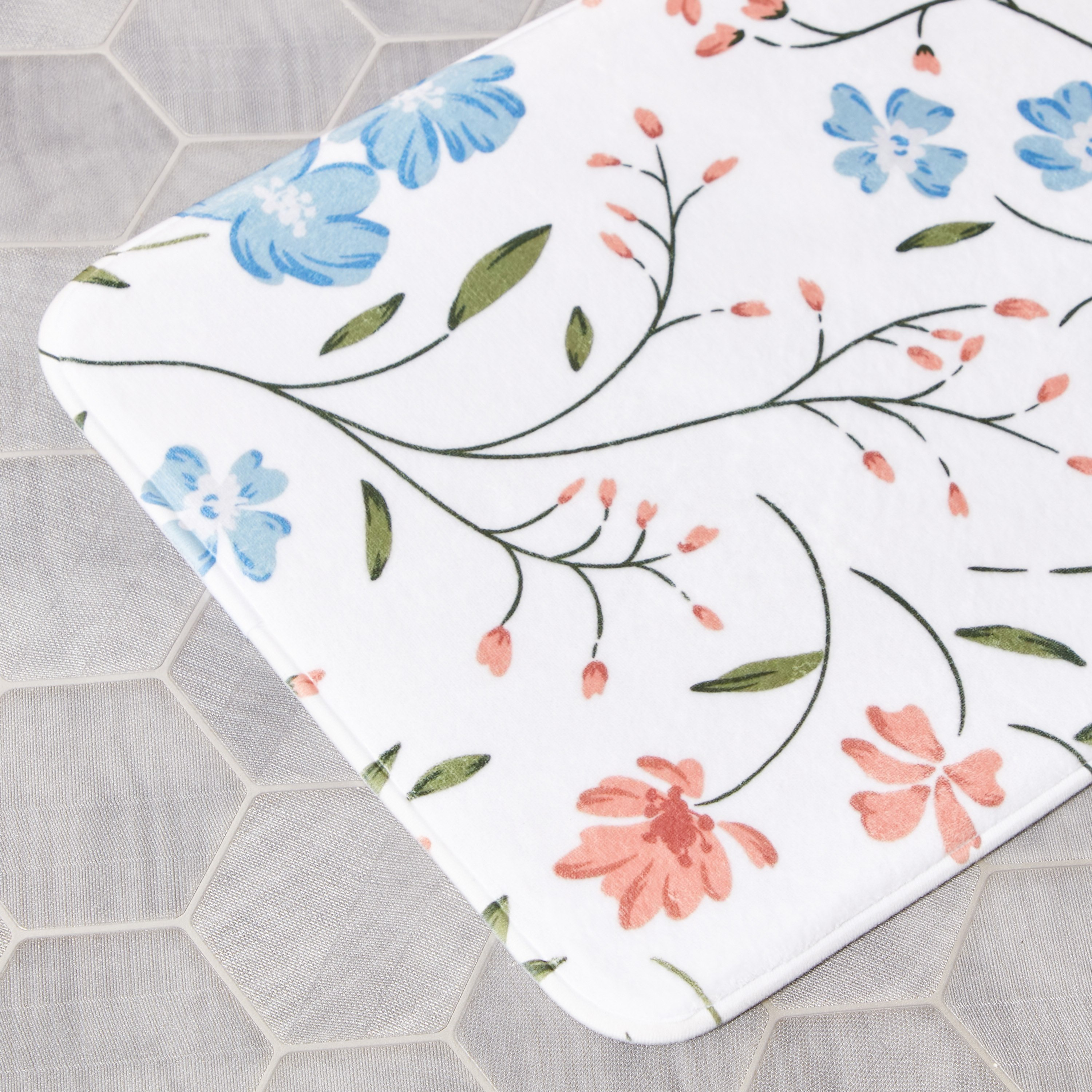 سجادة حمّام إسفنج بطبعات إيلي من أورورا - 45x75 سم-hbxbedroom-floorcoverings-bathmats-image-3