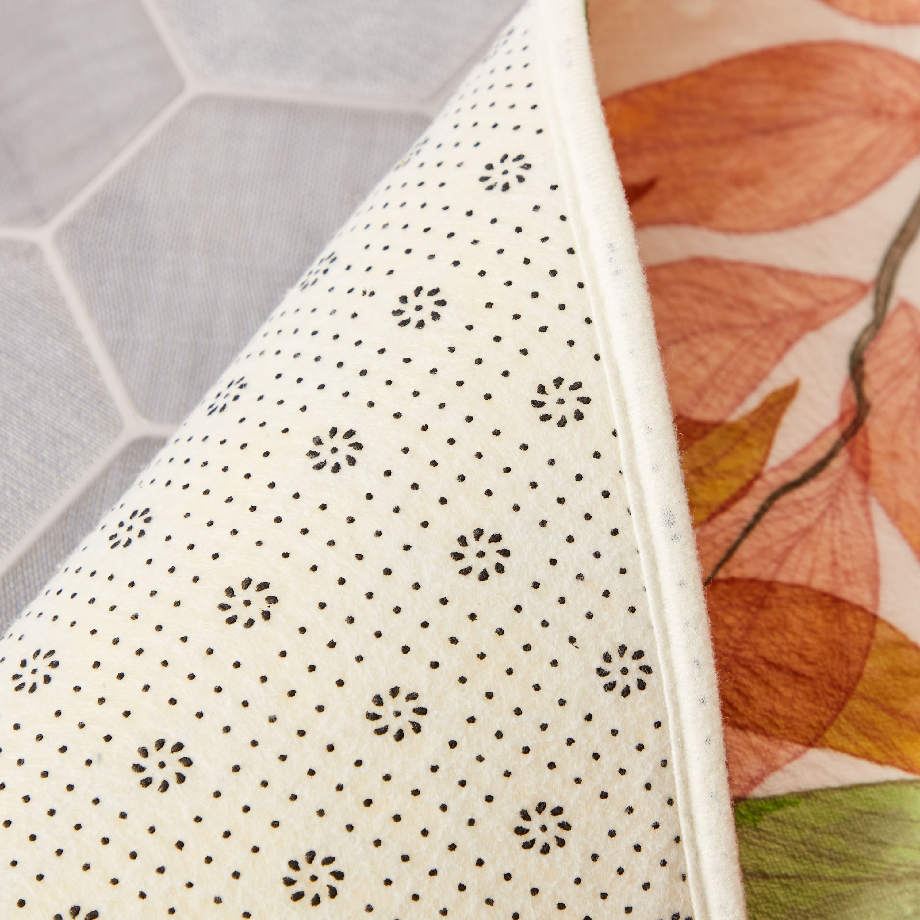 سجادة حمّام إسفنج بطبعات من أوستن رايلي - 35x55 سم-hbxbedroom-floorcoverings-bathmats-image-4