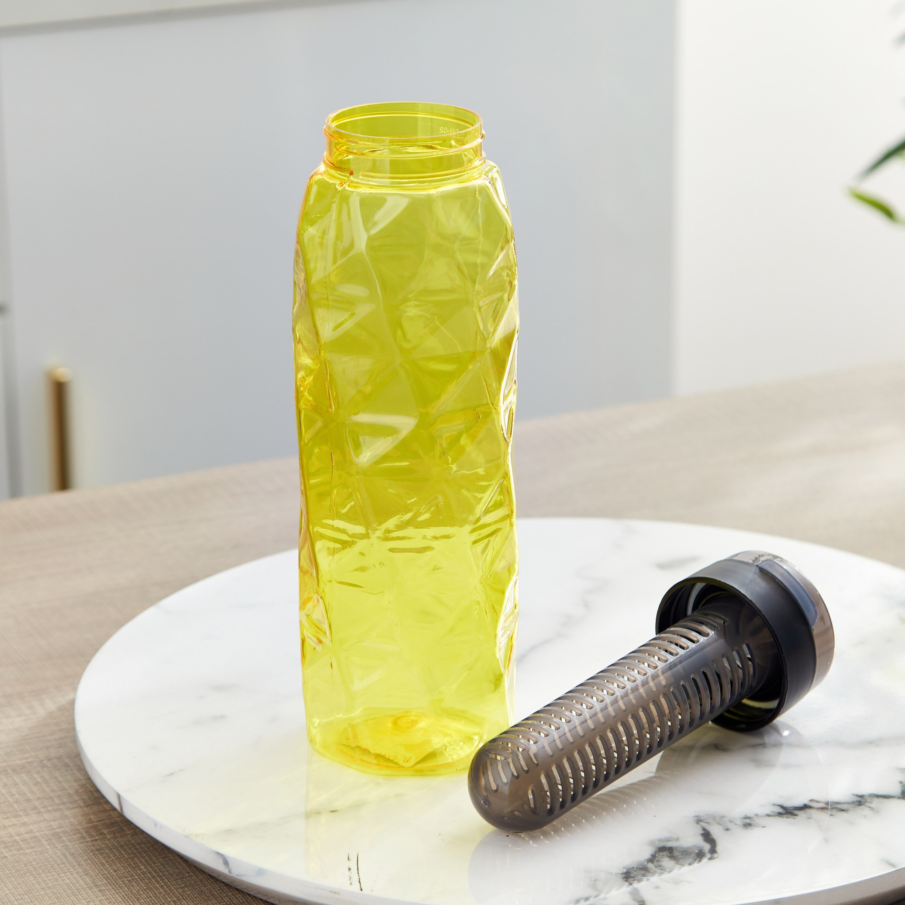 قارورة مياه بمصفاة - 1 لتر-hbxhomeware-diningandtabletop-bottles-image-2
