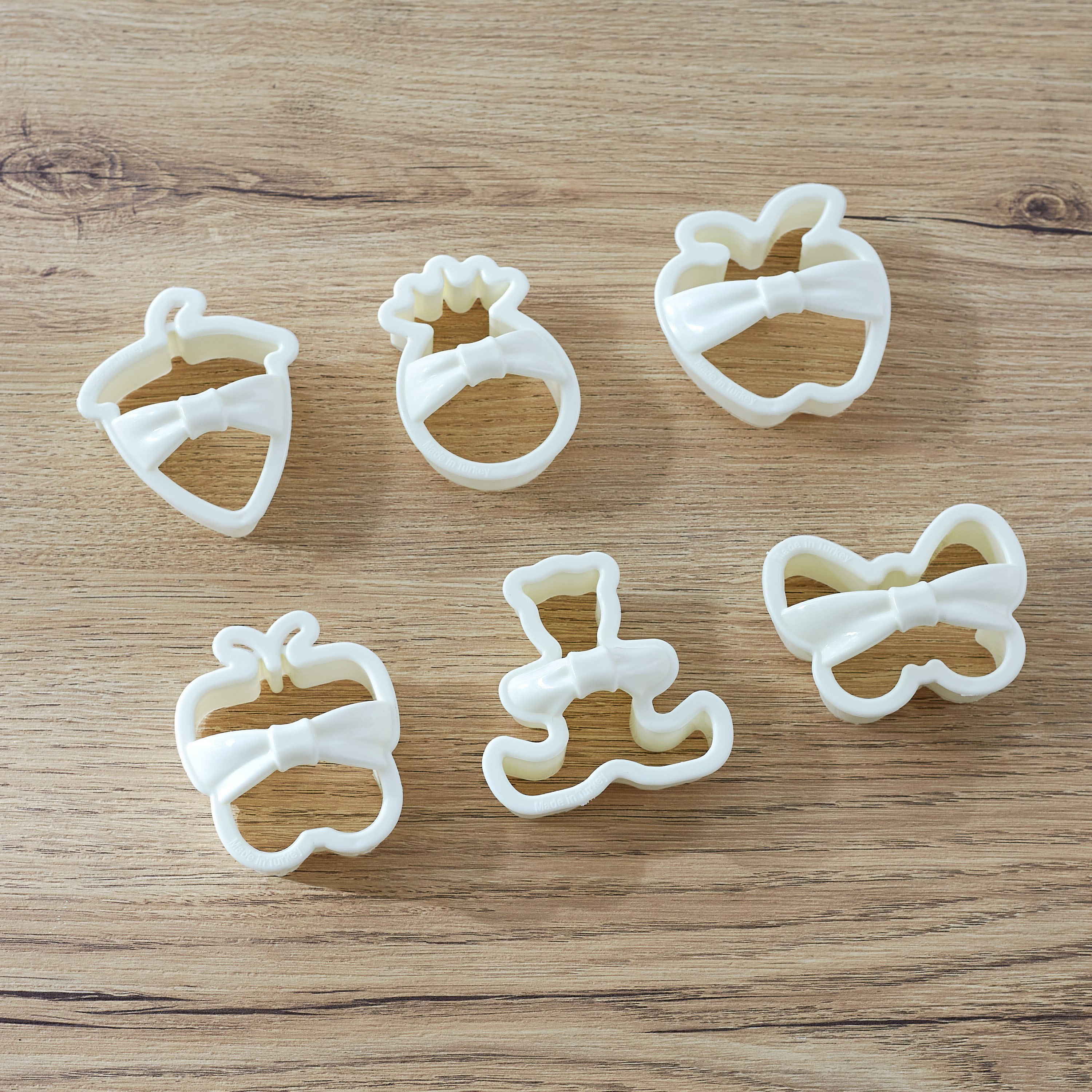 طقم قطاعات البسكويت فيونكة 6 قطع من ريفا-hbxkitchen-bakeware-image-1
