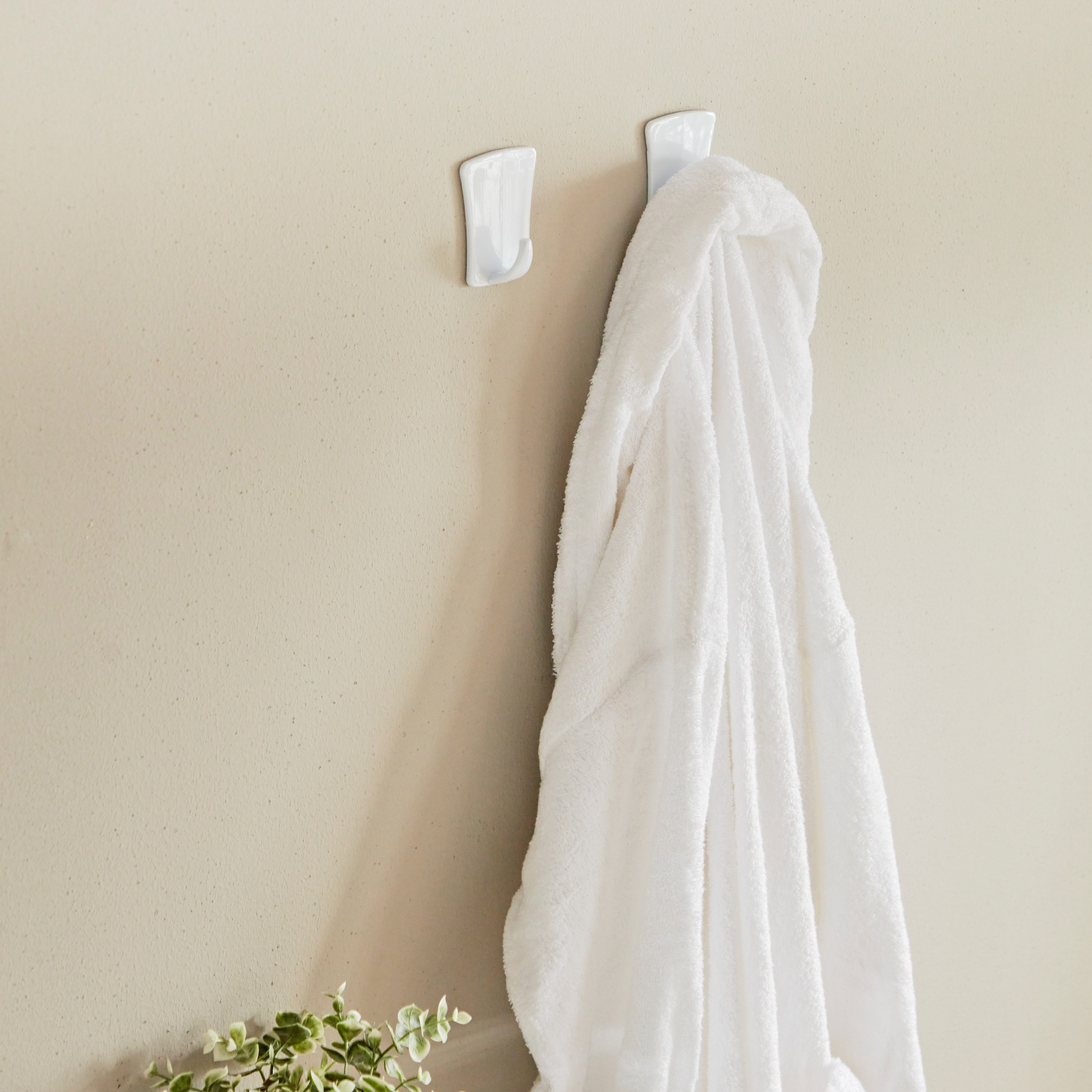 طقم خطافات لاصقة قطعتين من ريفا - 6x4x3 سم-hbxhomeware-hbxbathroom-image-1