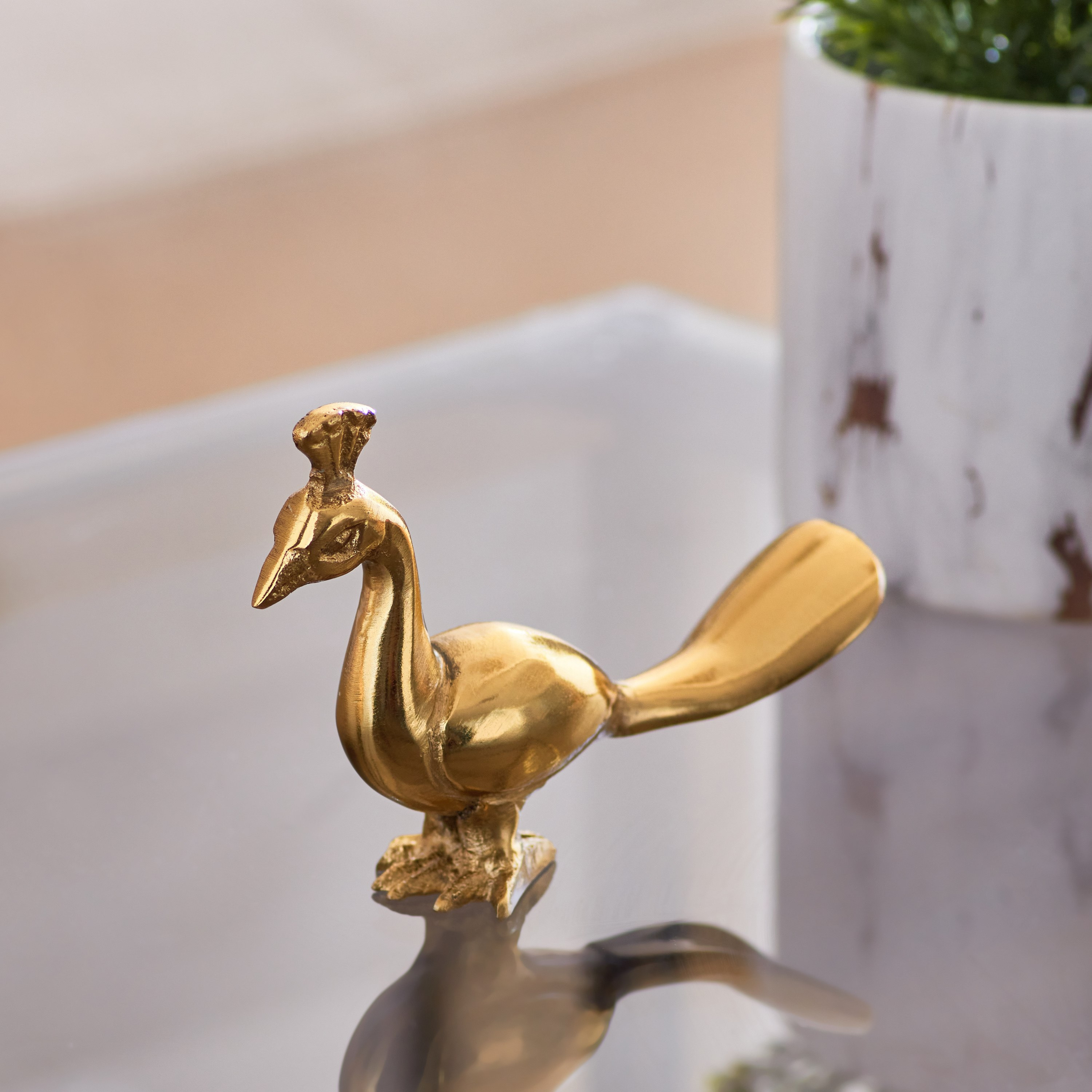 تمثال طاووس معدني من أيس - 11x8X3 سم-hbxhomeware-homedecor-figurinesandornaments-image-1
