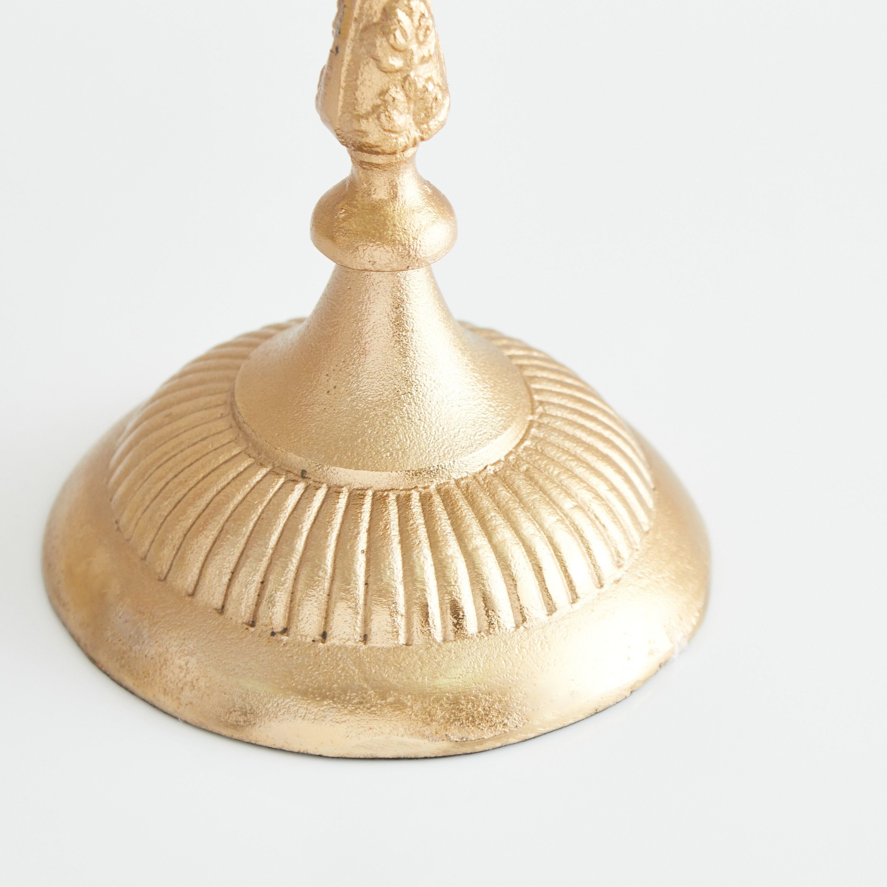 حامل شموع معدني متعدد الأذرع من أيس - 35x35x62 سم-hbxlivingroom-decorandaccessories-candleholders-image-4