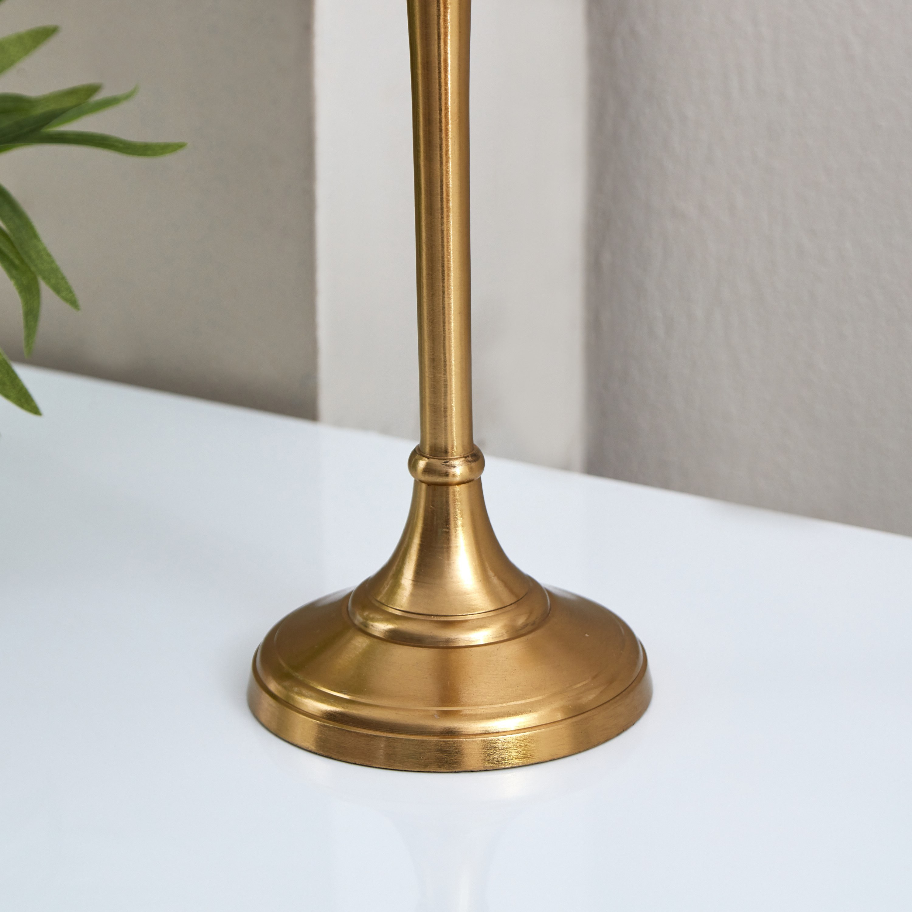 حامل شموع معدني كبير من أيس - 17x17x66 سم-hbxlivingroom-decorandaccessories-candleholders-image-3