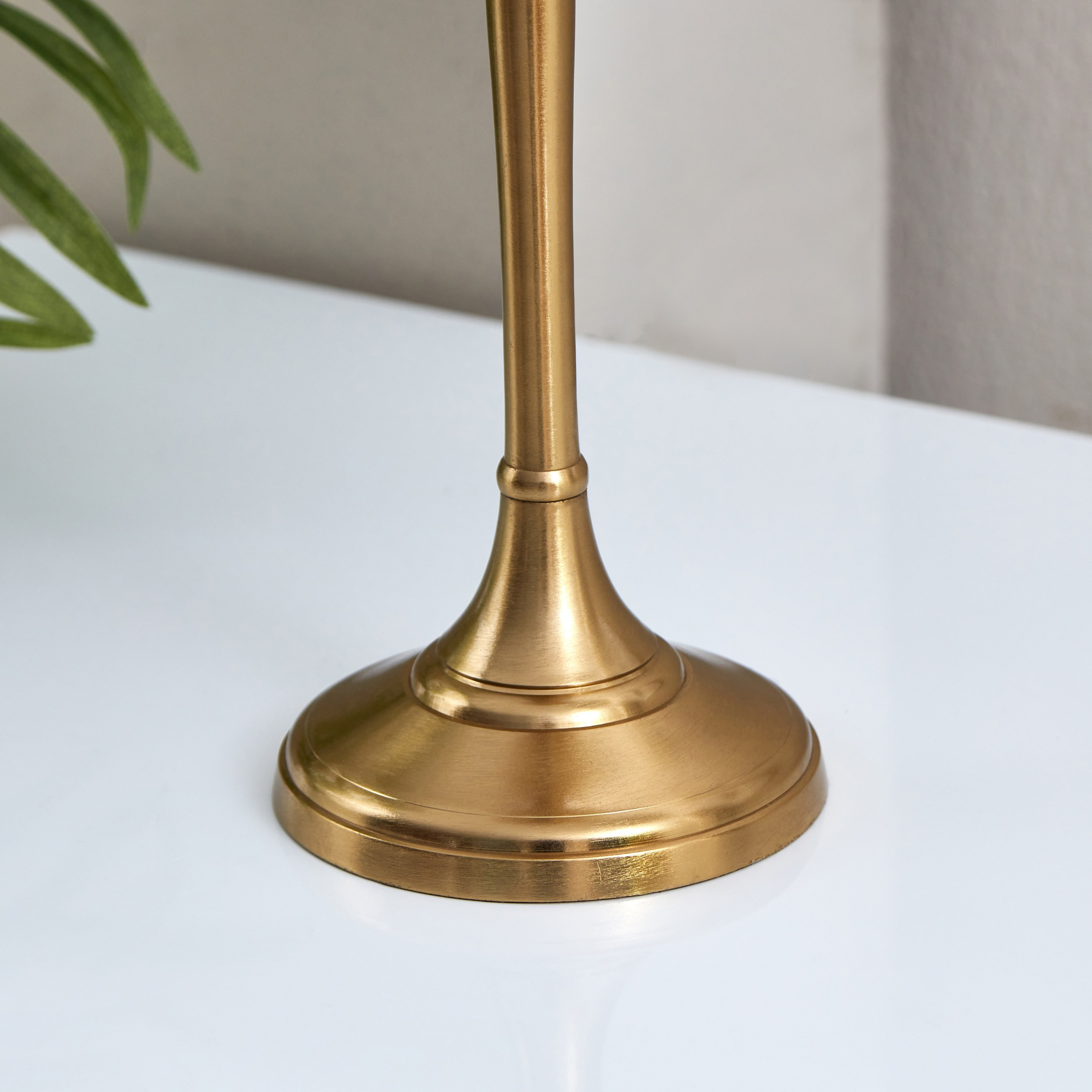 حامل شموع معدني صغير من أيس - 17x17x54 سم-hbxlivingroom-decorandaccessories-candleholders-image-4