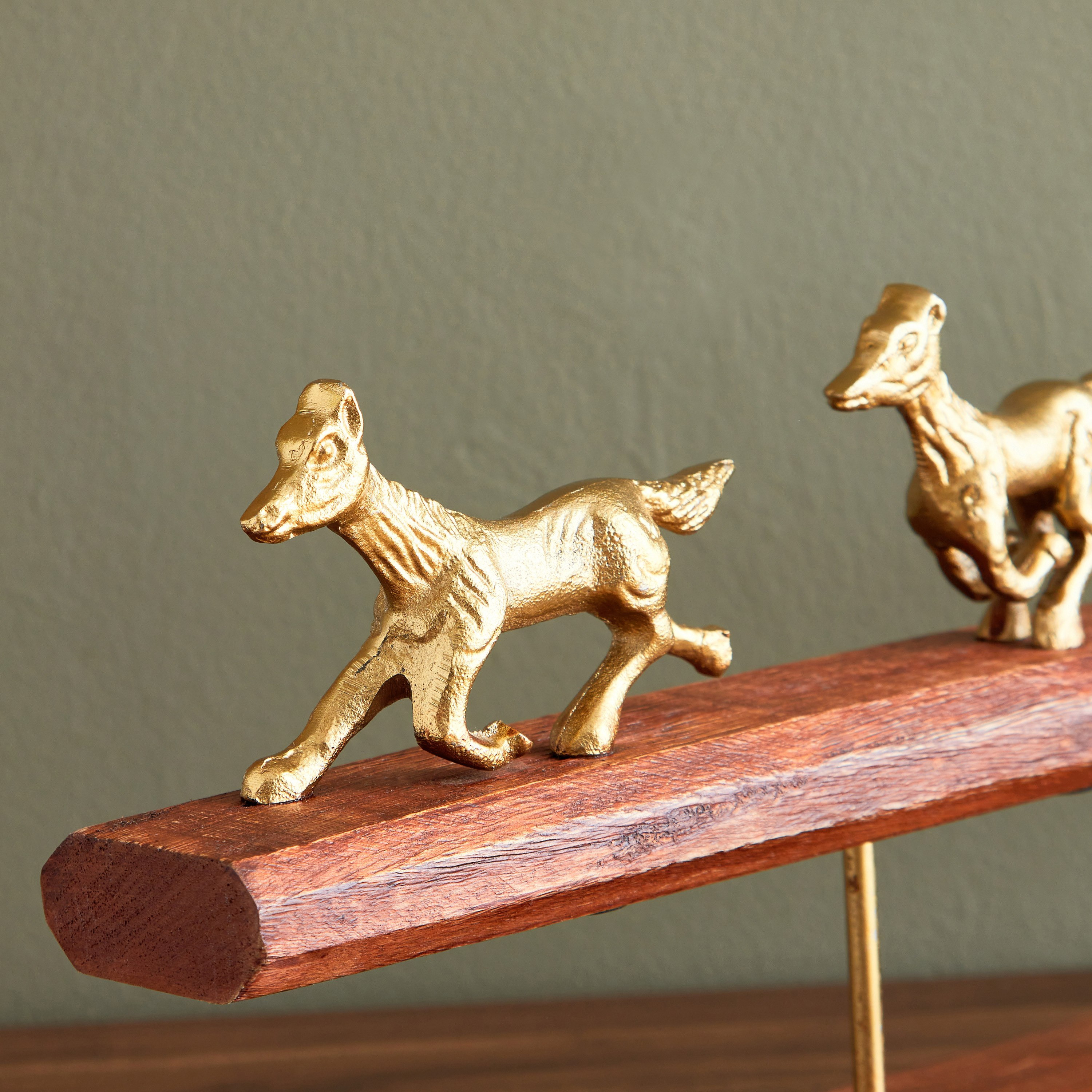 تمثال أحصنة معدني على قاعدة من أيس - 51x9x23 سم-hbxhomeware-homedecor-figurinesandornaments-image-3
