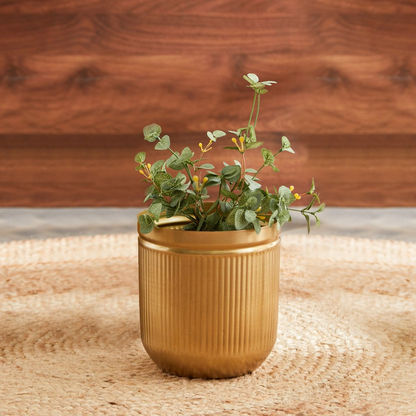 Ace Metal Ribbed Planter - 18 cms