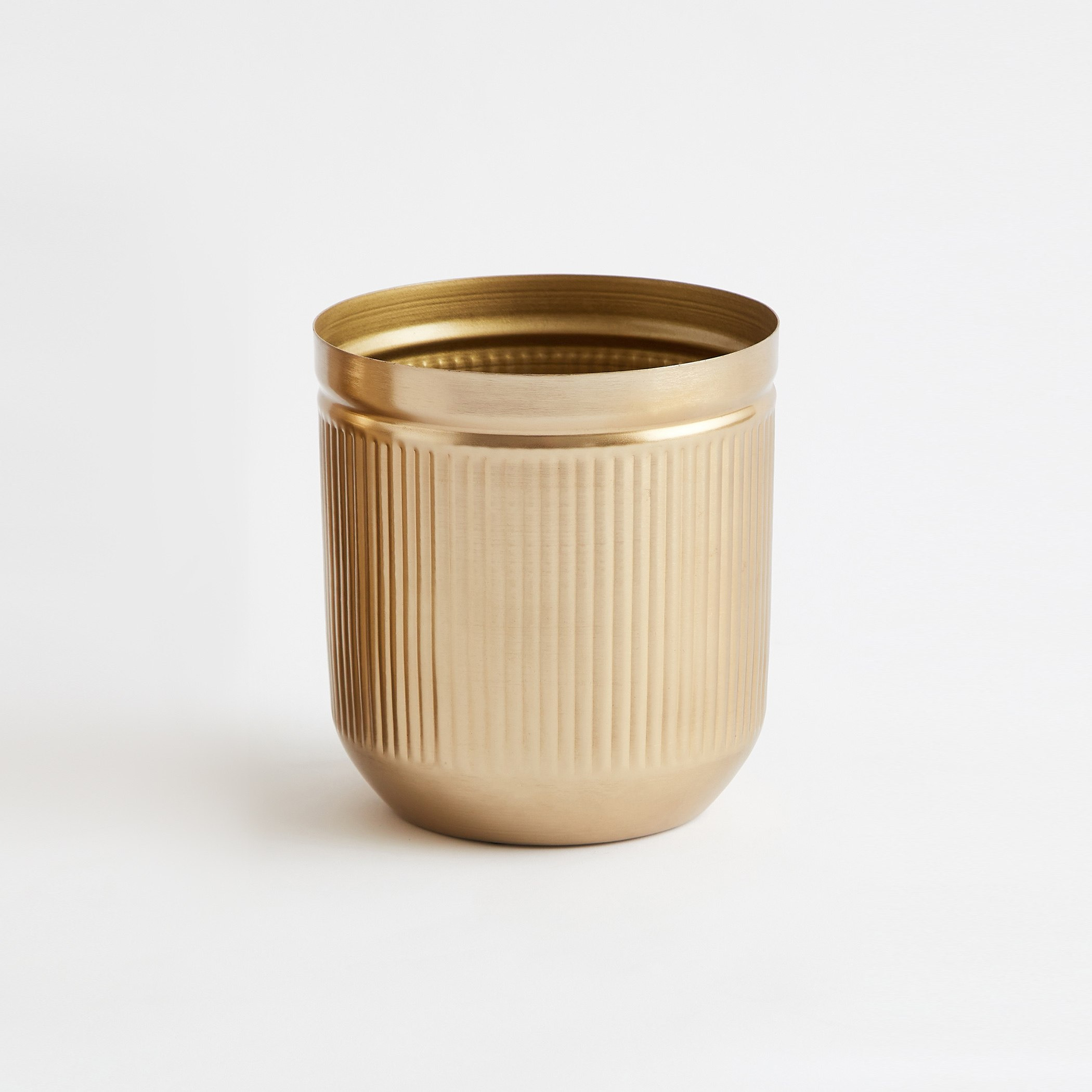 إناء زرع مضلع معدني من ايس - 18 سم-hbxhomeware-hbxdecorandfurnishings-image-6