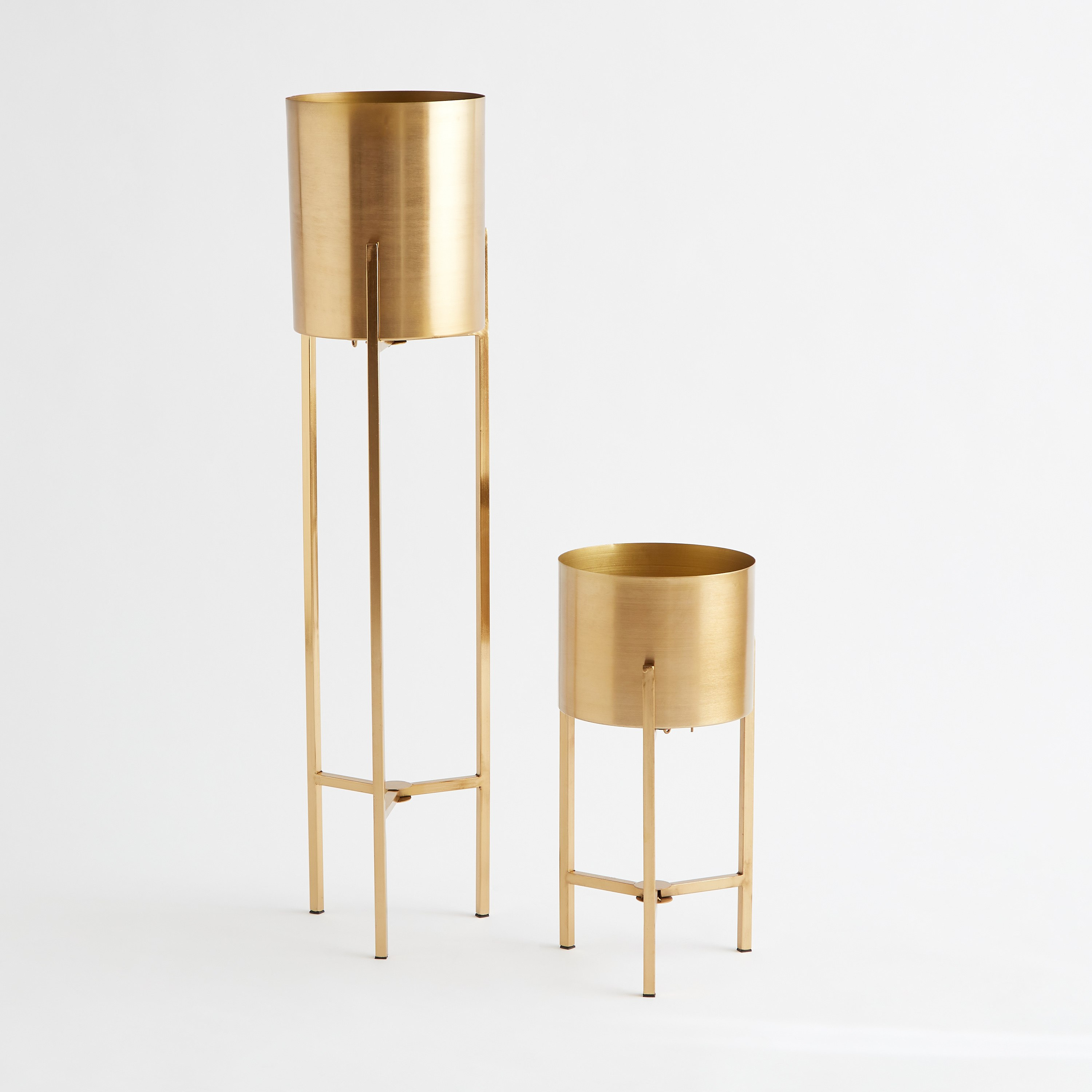 إناء زرع بحامل من ايس-hbxhomeware-hbxdecorandfurnishings-image-6