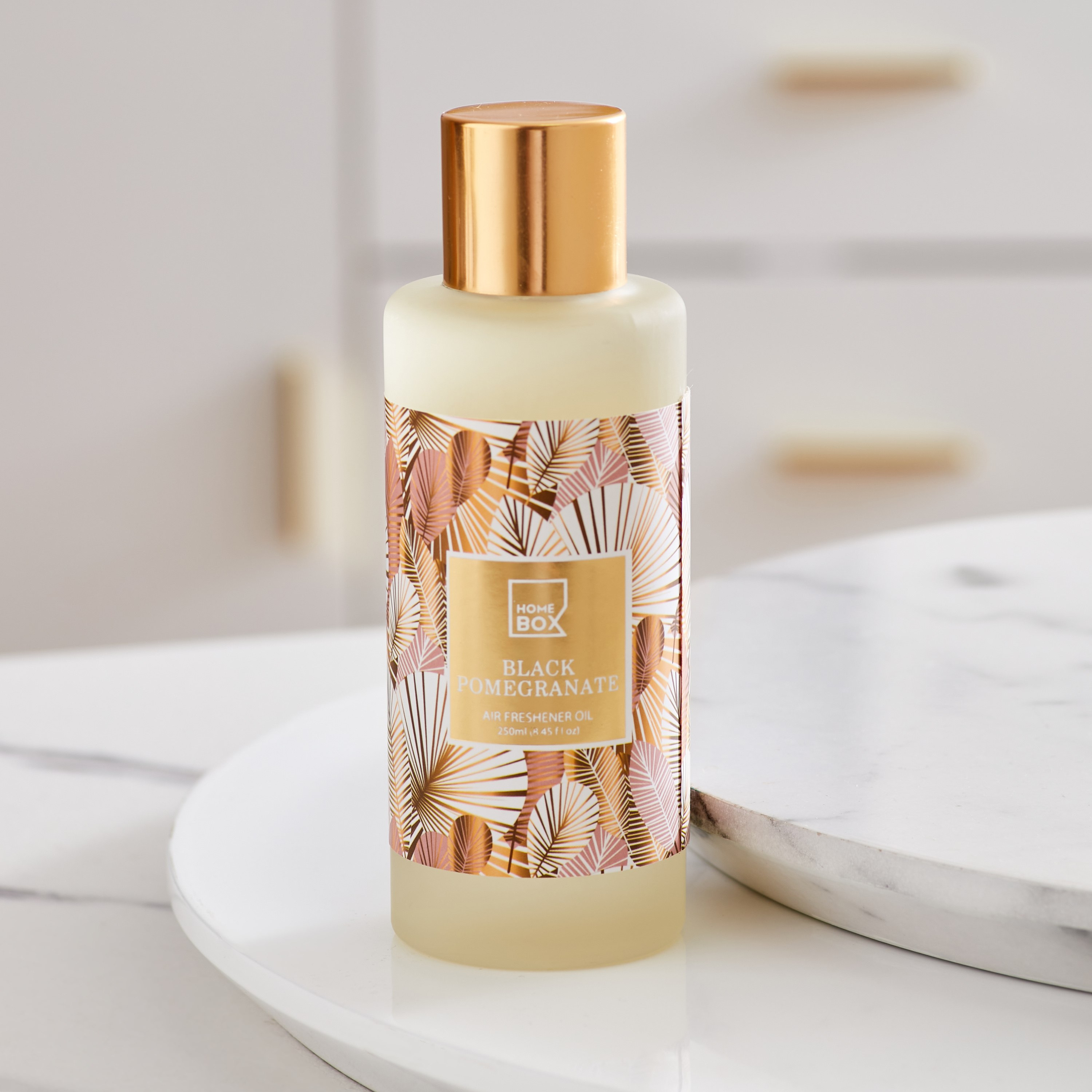 زيت معطر للجو برائحة الرمان الأسود من كلير - 250 مل-hbxdecorandfurnishings-homefragrance-roomfreshnersandaromamist-image-1