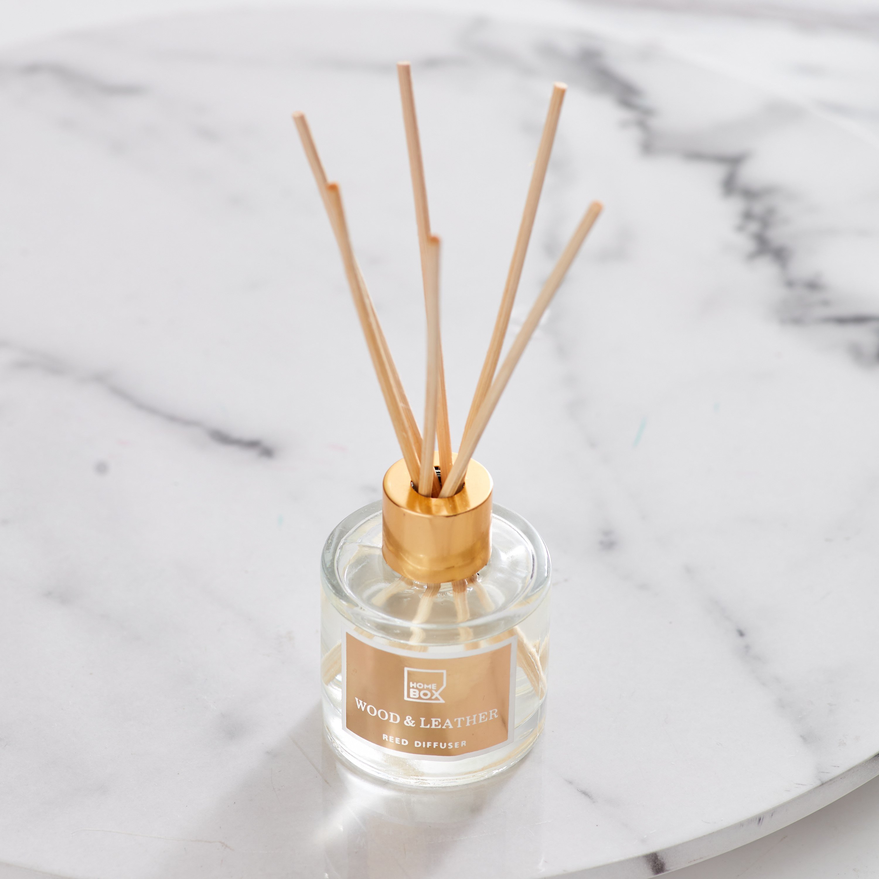 Claire Wood and Leather Reed Diffuser and Candle Fragrance Gift Set-hbxbedroom-homefragrance-diffusers-image-2