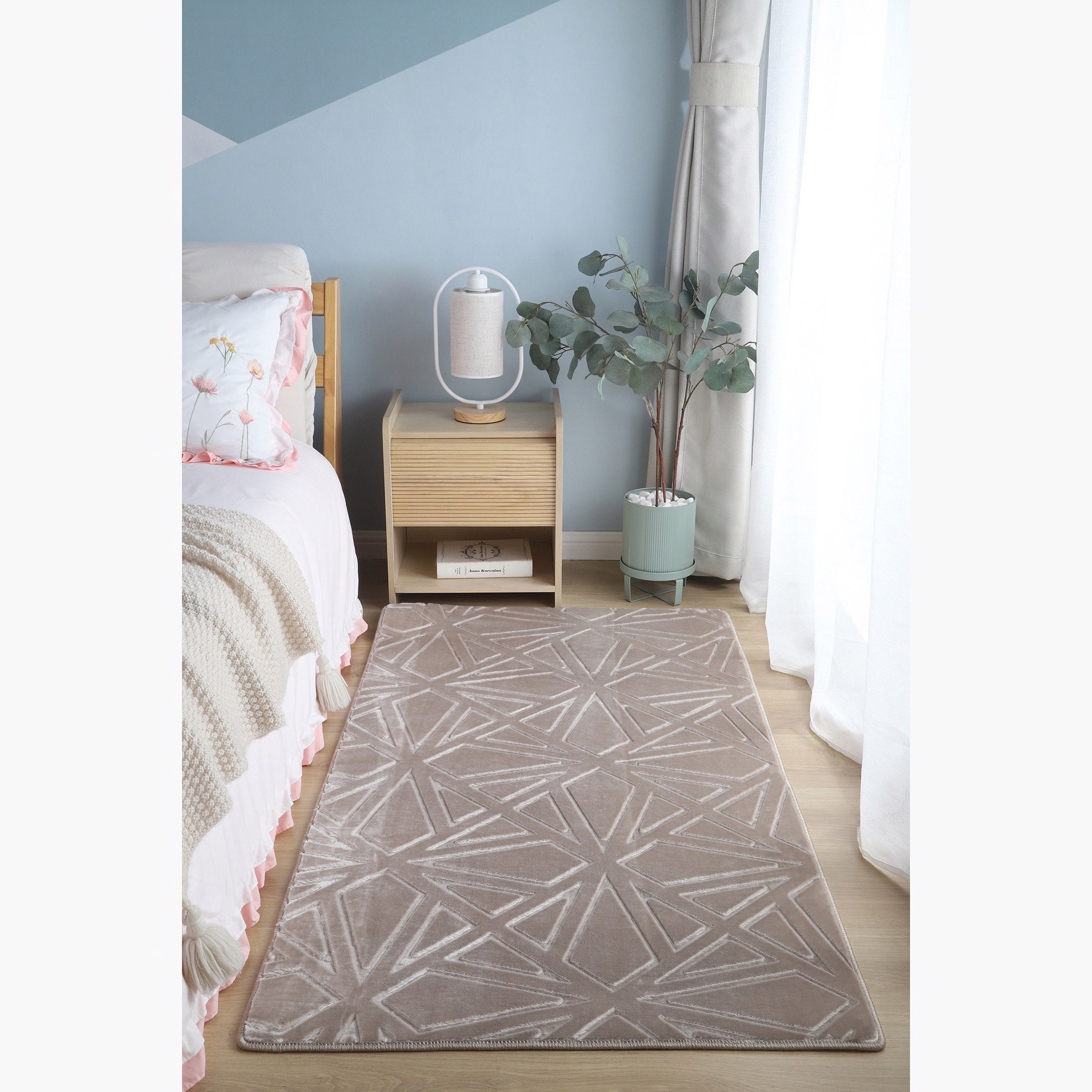 سجادة فرو أرنب صناعي من راشيل - 80x150 سم-hbxdecorandfurnishings-floorcoverings-rugs-image-1
