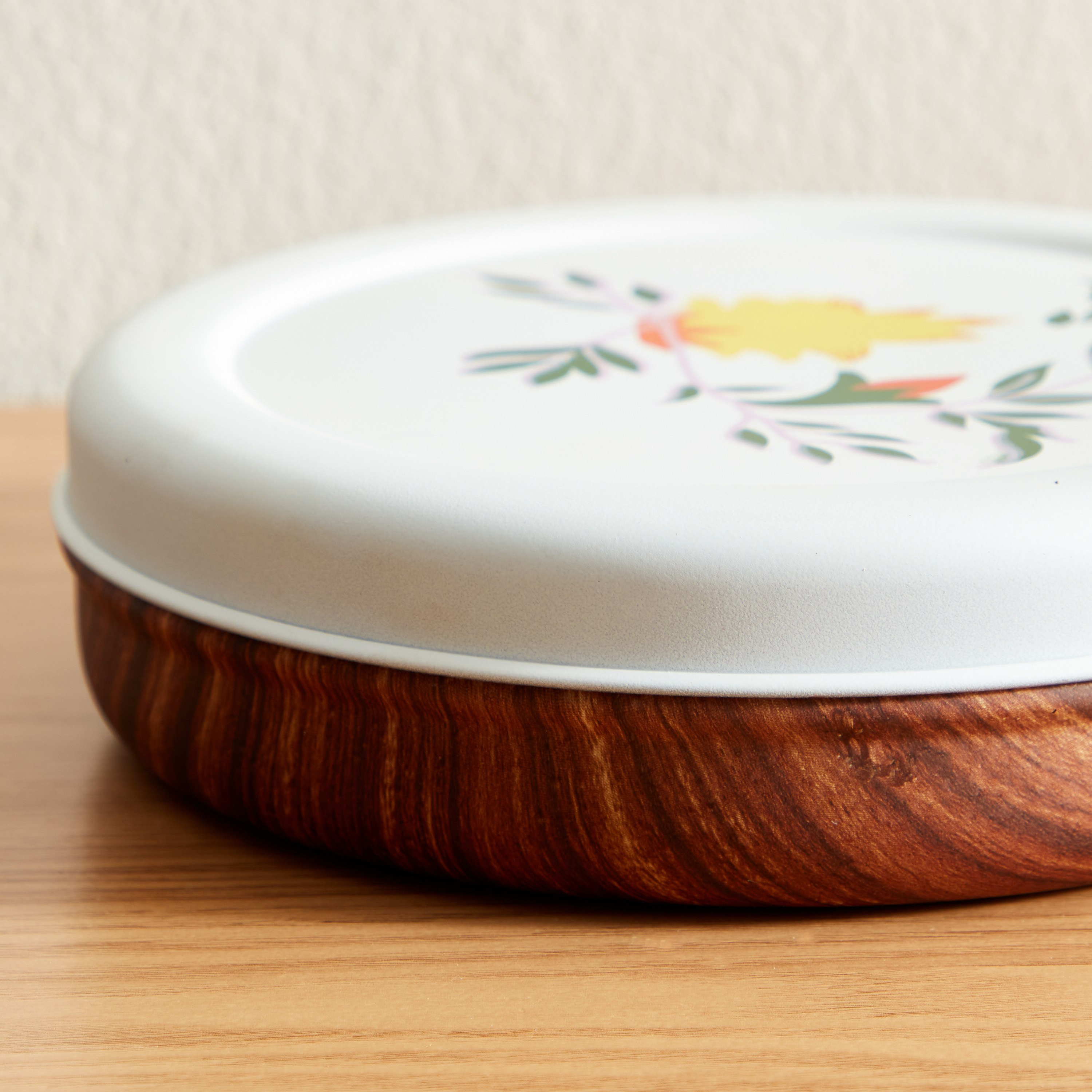حاوية مسطحة ستانلس ستيل بلمسة نهائية خشبية - 1.15 لتر-hbxhomeware-hbxkitchen-image-3
