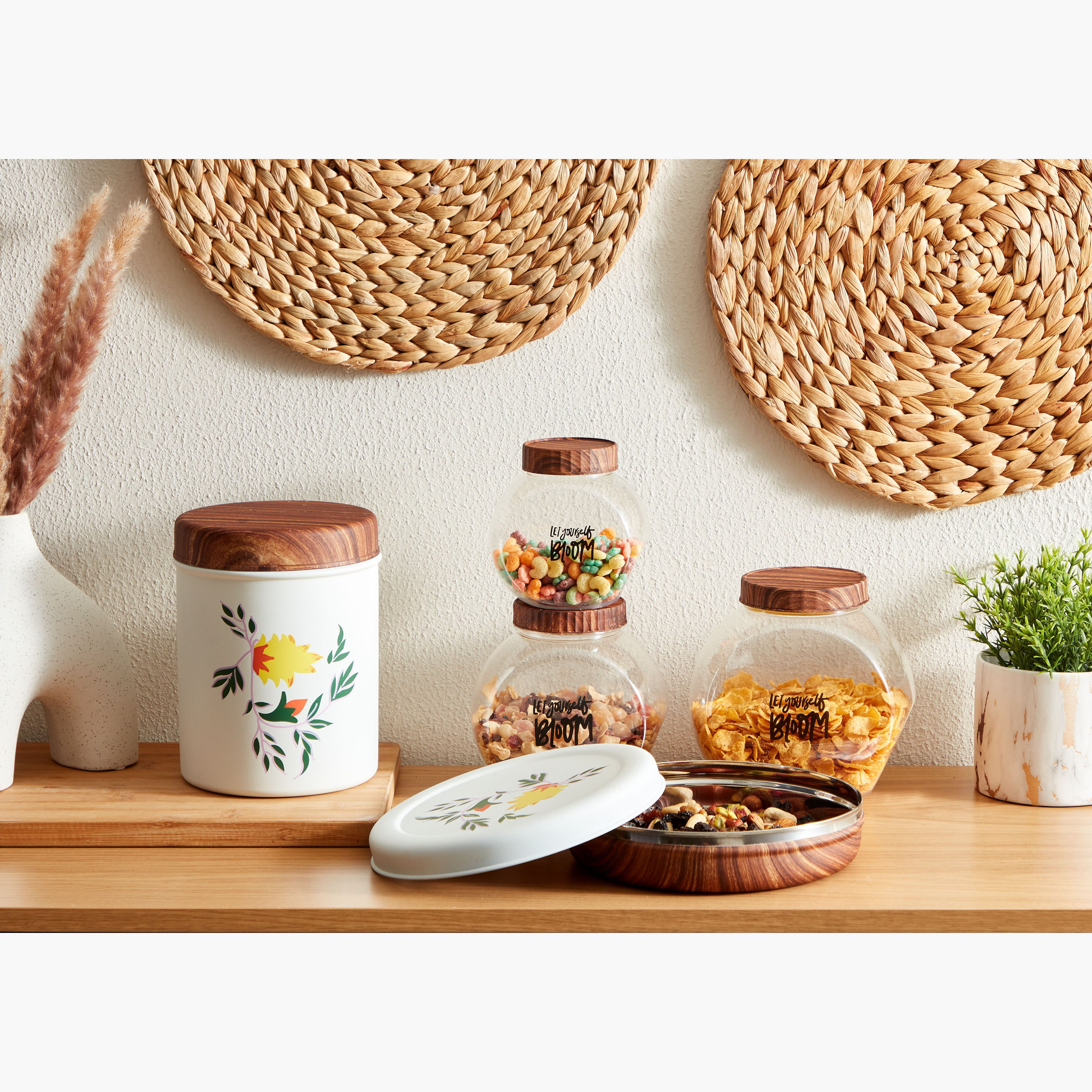 حاوية مسطحة ستانلس ستيل بلمسة نهائية خشبية - 1.15 لتر-hbxhomeware-hbxkitchen-image-5