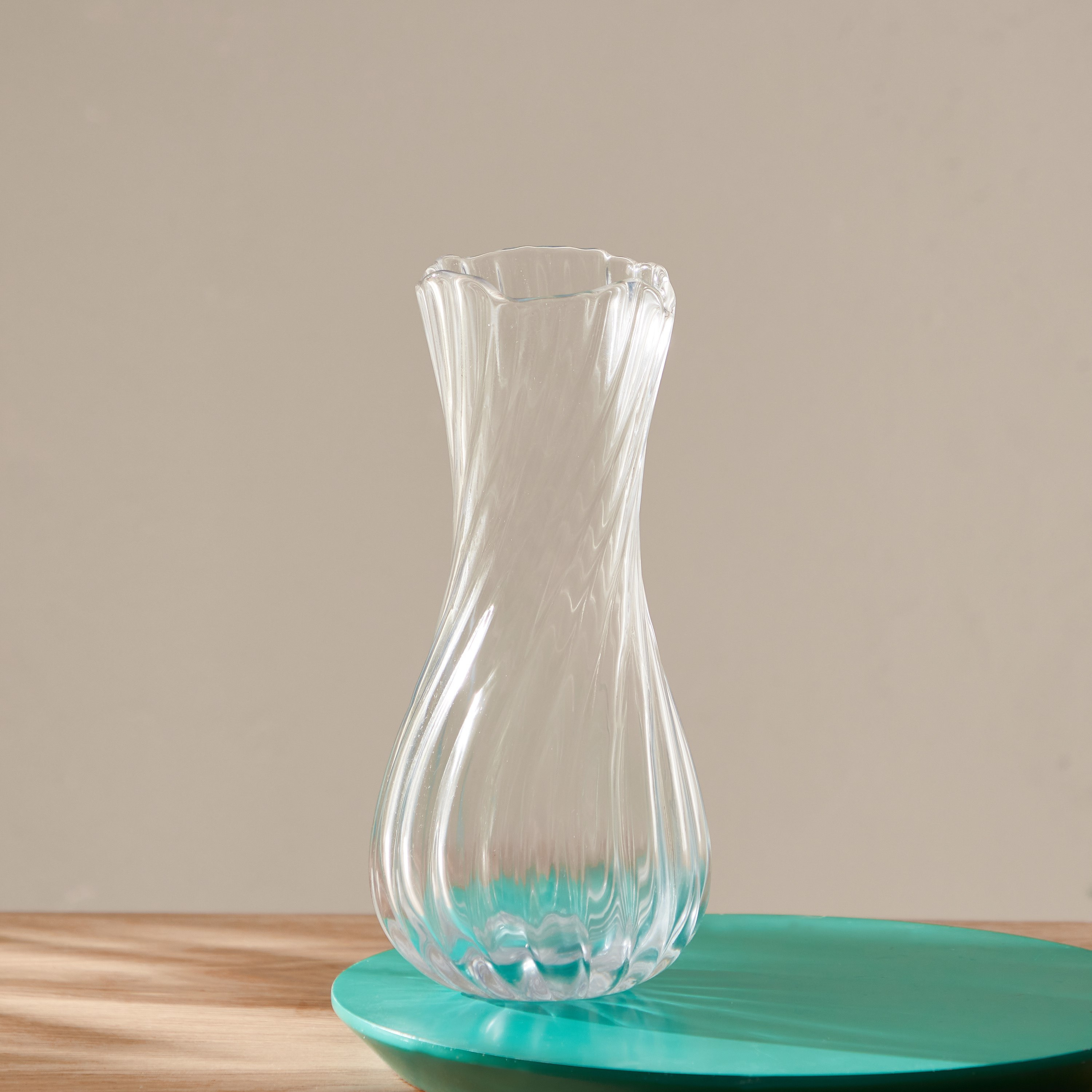 مزهرية زجاج من أتلانتا - 12x26 سم-hbxhomeware-hbxdecorandfurnishings-image-2