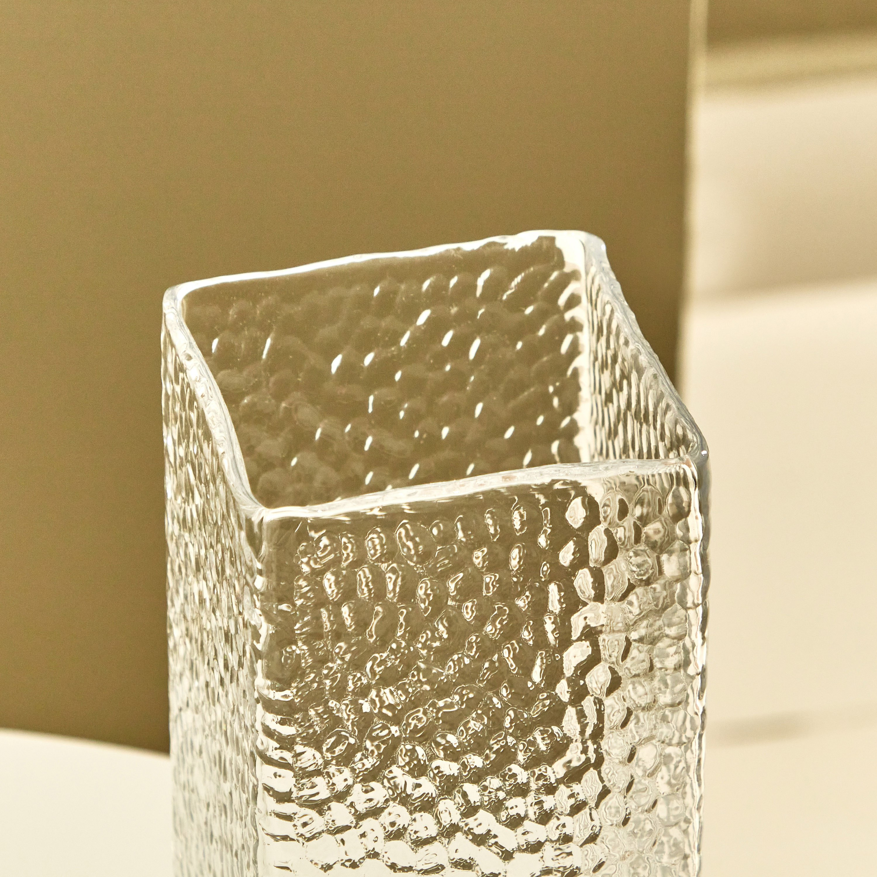 مزهرية زجاج من أتلانتا - 8x8x20 سم-hbxhomeware-hbxdecorandfurnishings-image-3