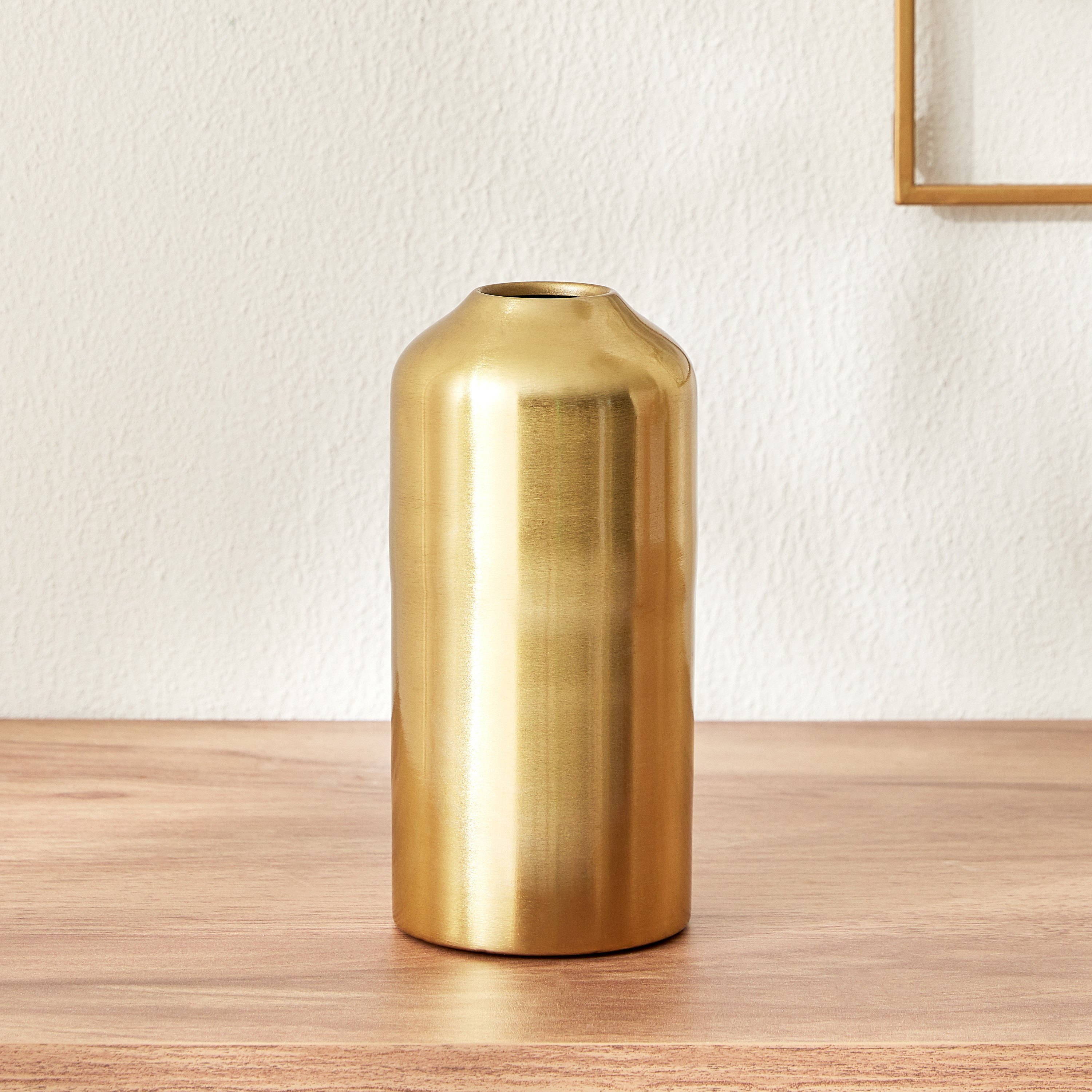Essence Vase-hbxbedroom-decorandaccessories-vases-image-2