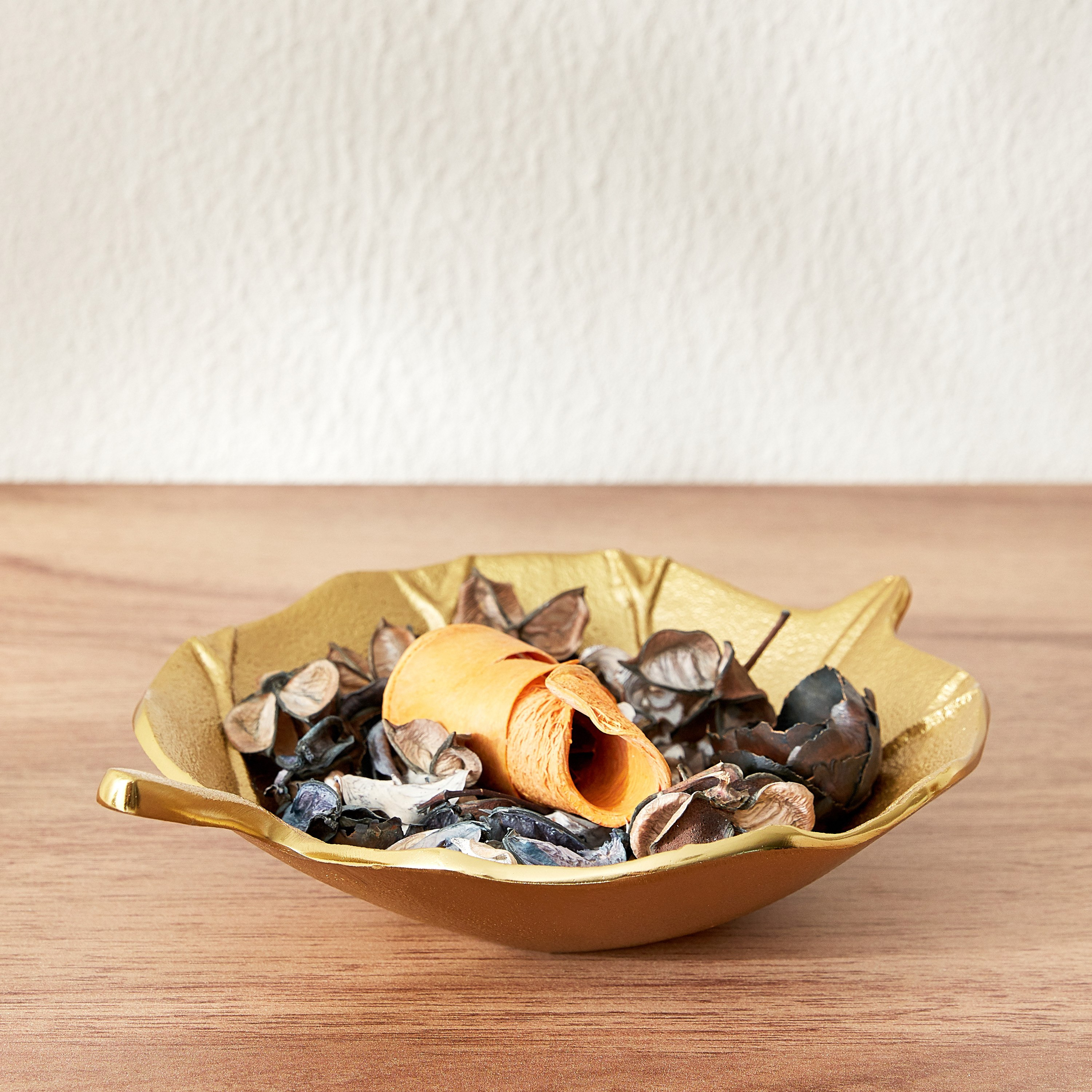 Essence Lotus Leaf Platter-PROMO_HB_AE_B1G1_250925-image-1