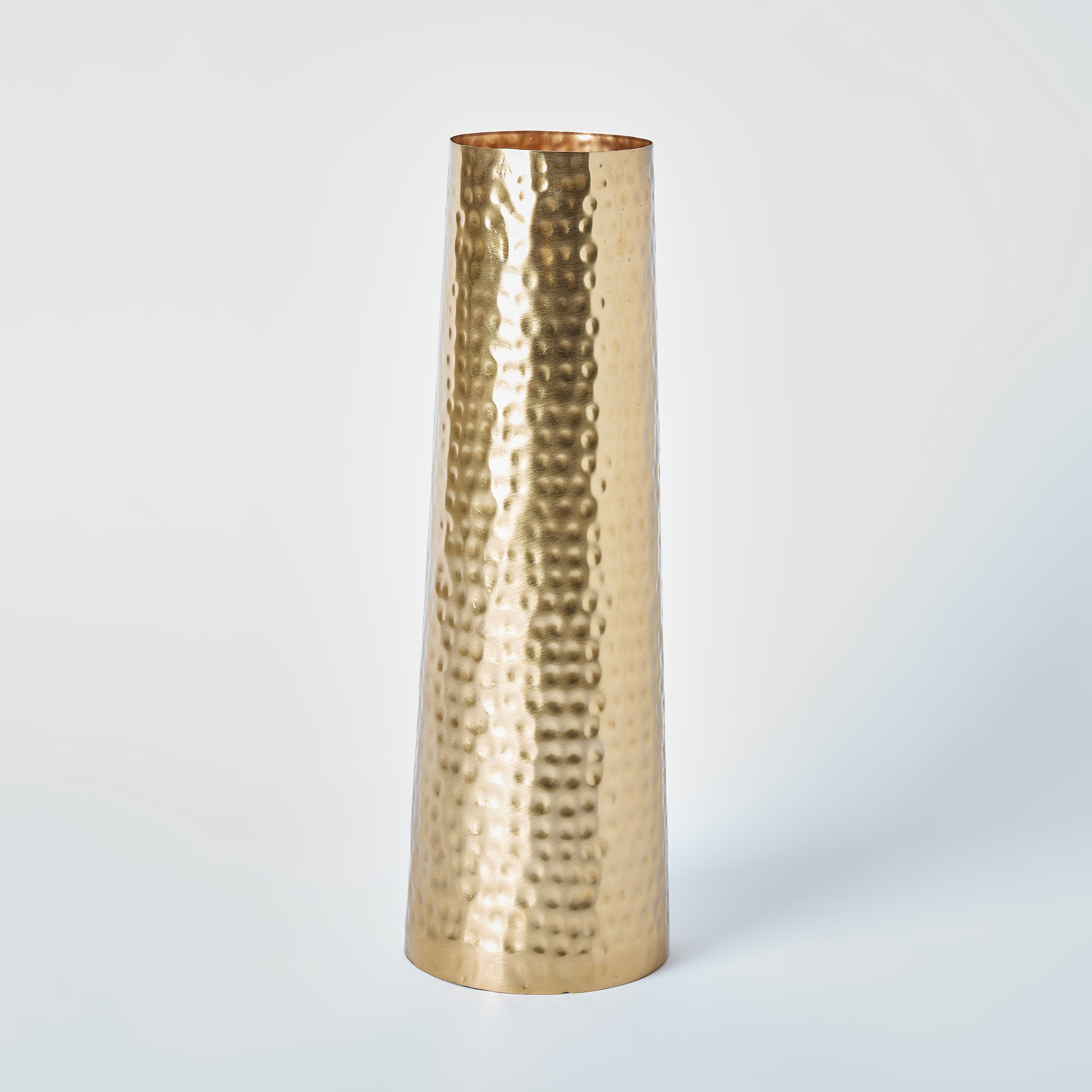 مزهرية طويلة من إيسنس-hbxbedroom-decorandaccessories-vases-image-5