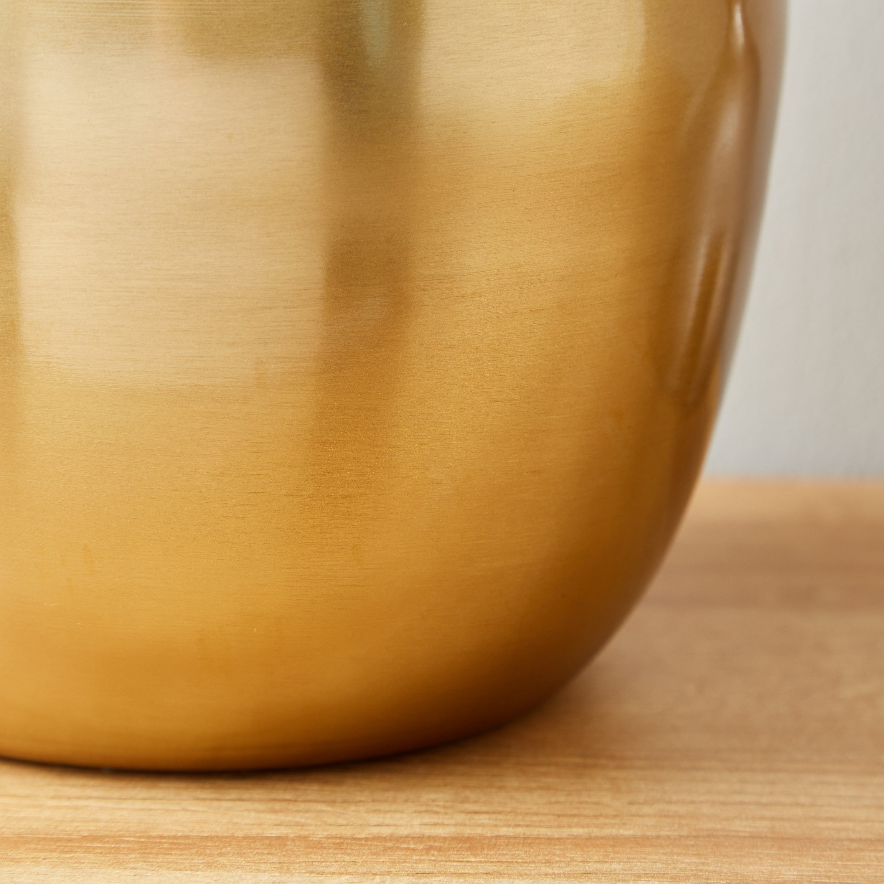 Essence Round Vase-hbxbedroom-decorandaccessories-vases-image-4