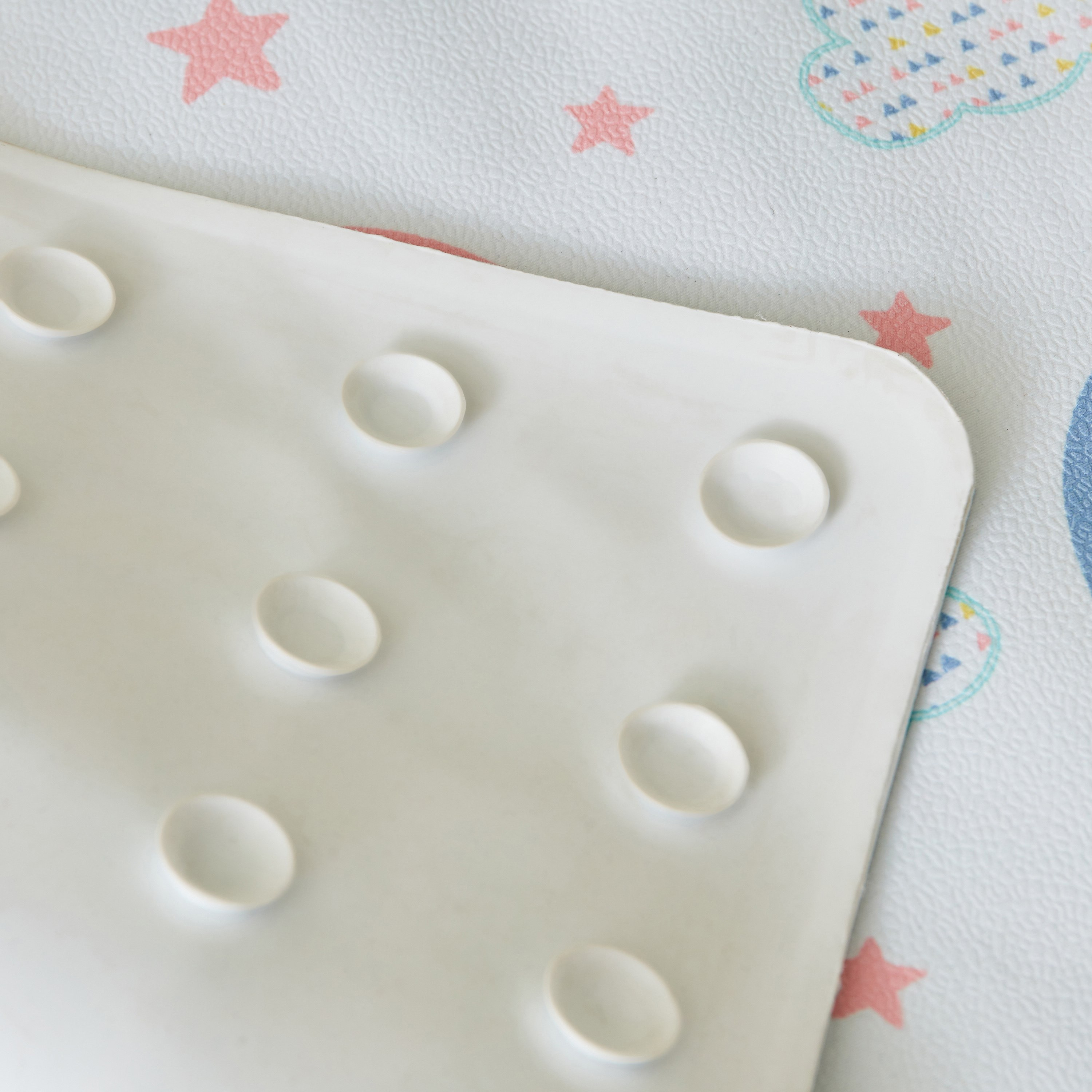 سجادة حمام مضادة للانزلاق من جيميني - 70x40 سم-hbxhomeware-kidsessentials-kidsbathmatsandtubmats-image-4