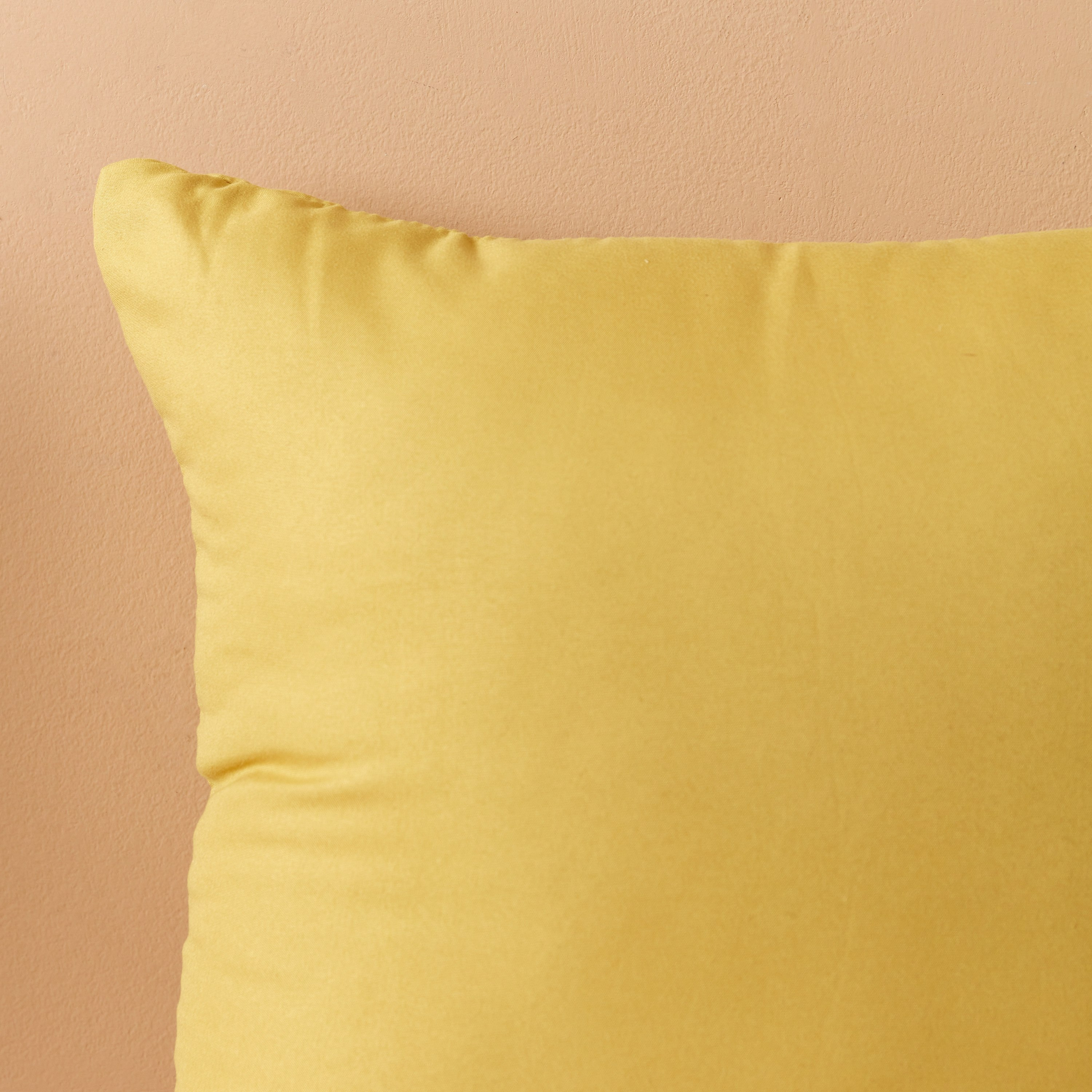 وسادة محشوة ألياف دقيقة من أكسيس - 40x40 سم-hbxlivingroom-furnishings-cushionsandcovers-filledcushions-image-2