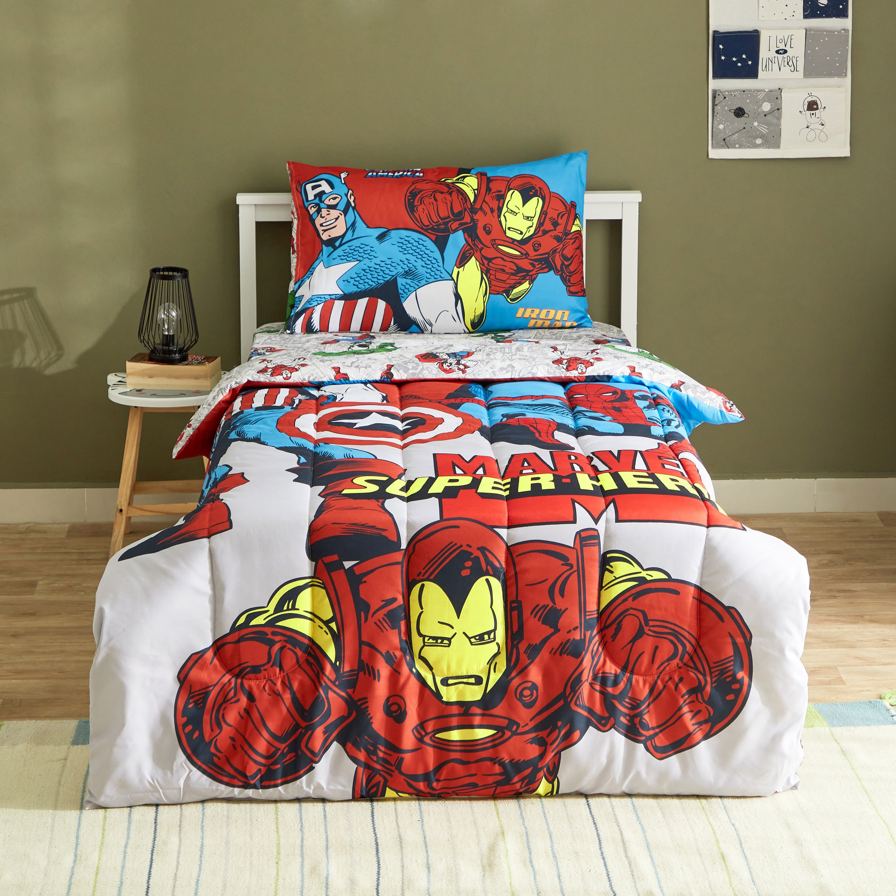 Avengers full size outlet comforter set