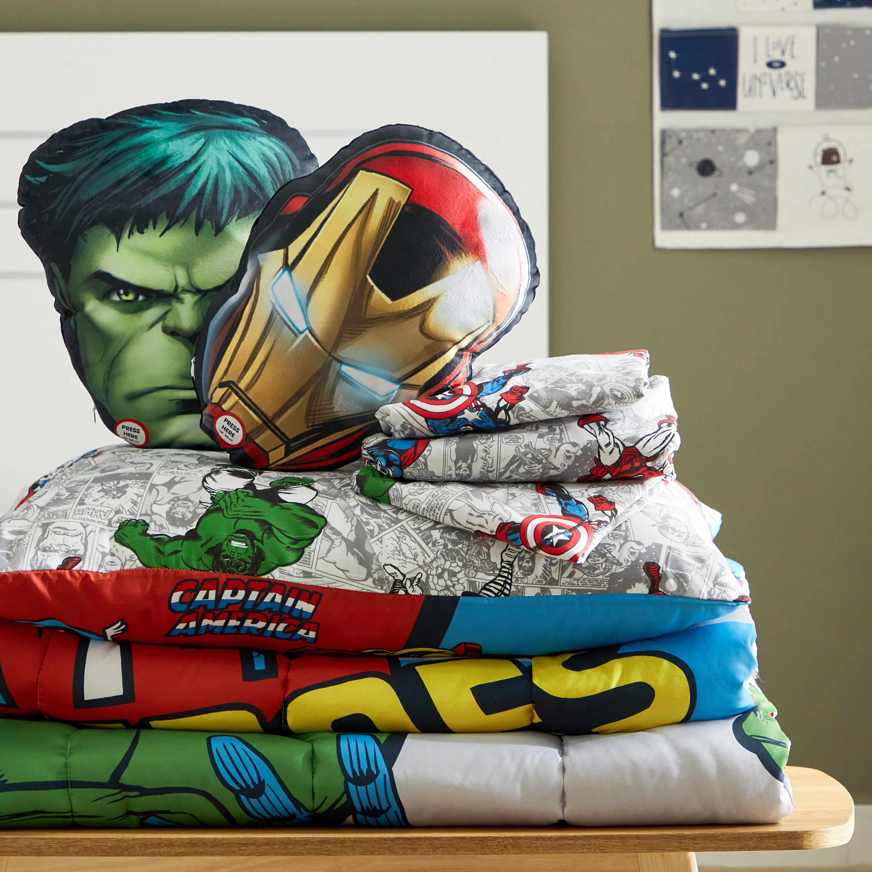 وسادة بشكل آيرون مان وأضواء إل إي دي من أفينجرز - 40x30 سم-hbxhomeware-hbxkidsandyouth-image-6