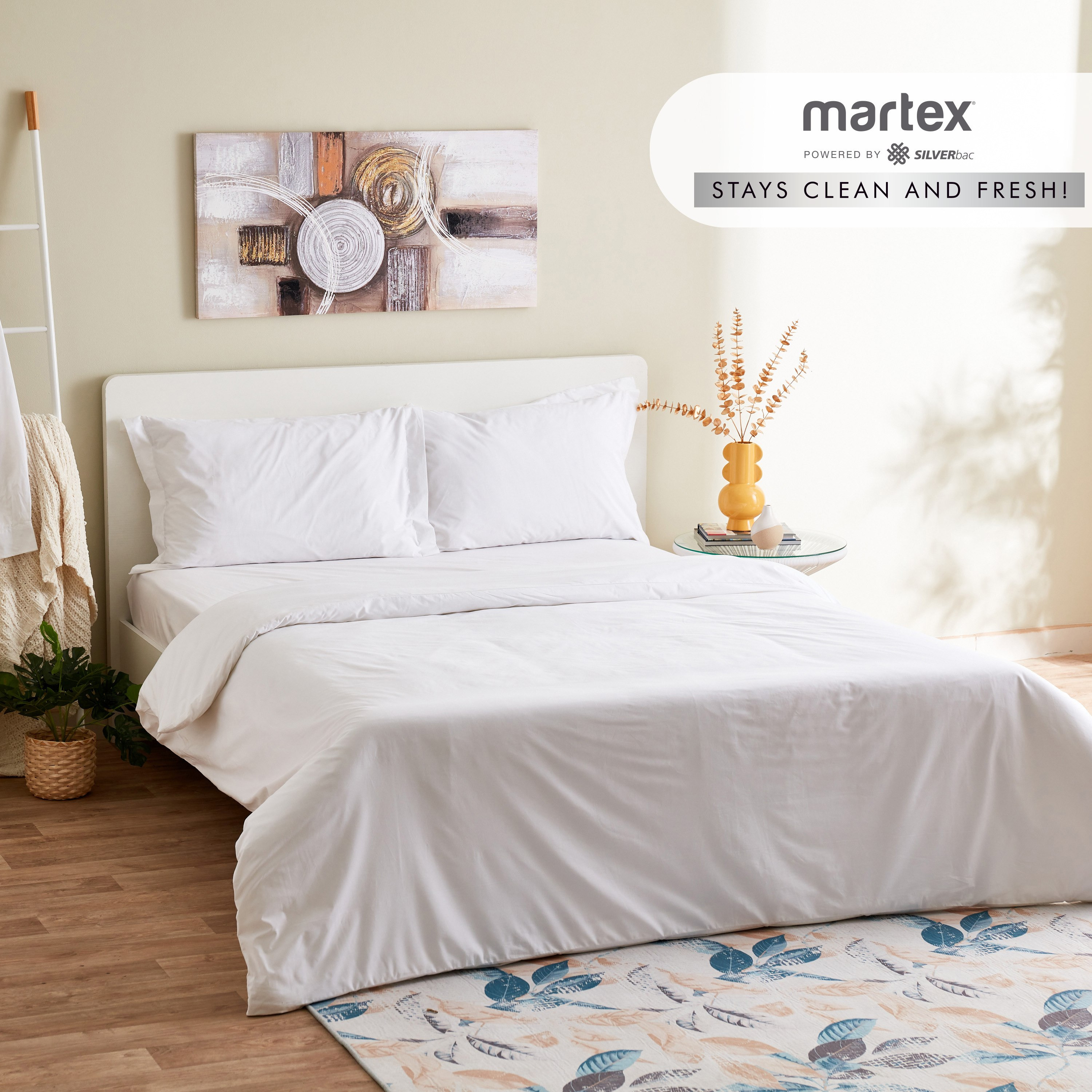 طقم غطاء لحاف كينج/كوين مضاد للميكروبات 3 قطع من هوتل كولكشن - 220x220 سم-hbxhomeware-hbxdecorandfurnishings-image-1