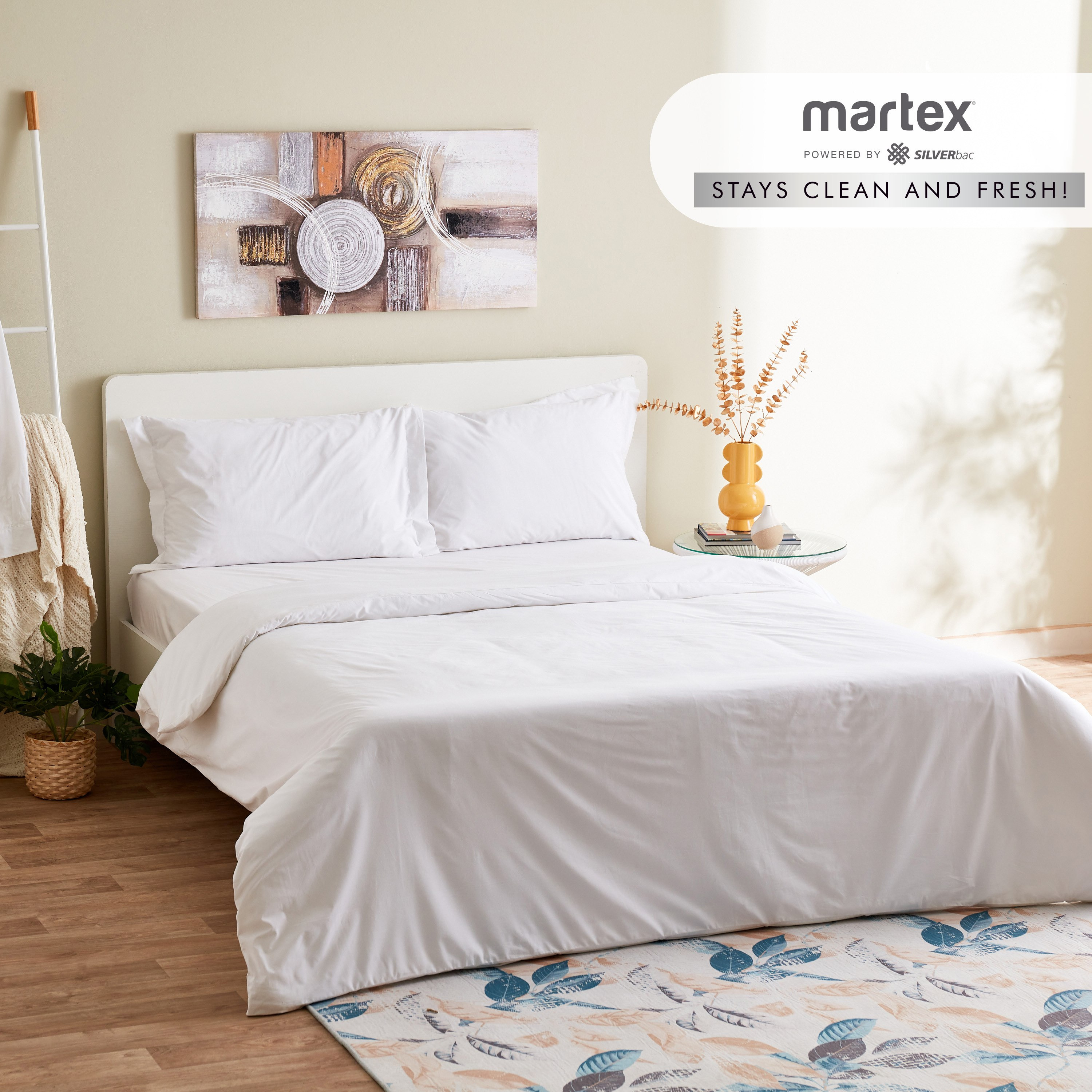 طقم غطاء لحاف سوبر كينج مضاد للميكروبات 3 قطع من هوتل كولكشن - 220x240 سم-hbxhomeware-hbxdecorandfurnishings-image-1