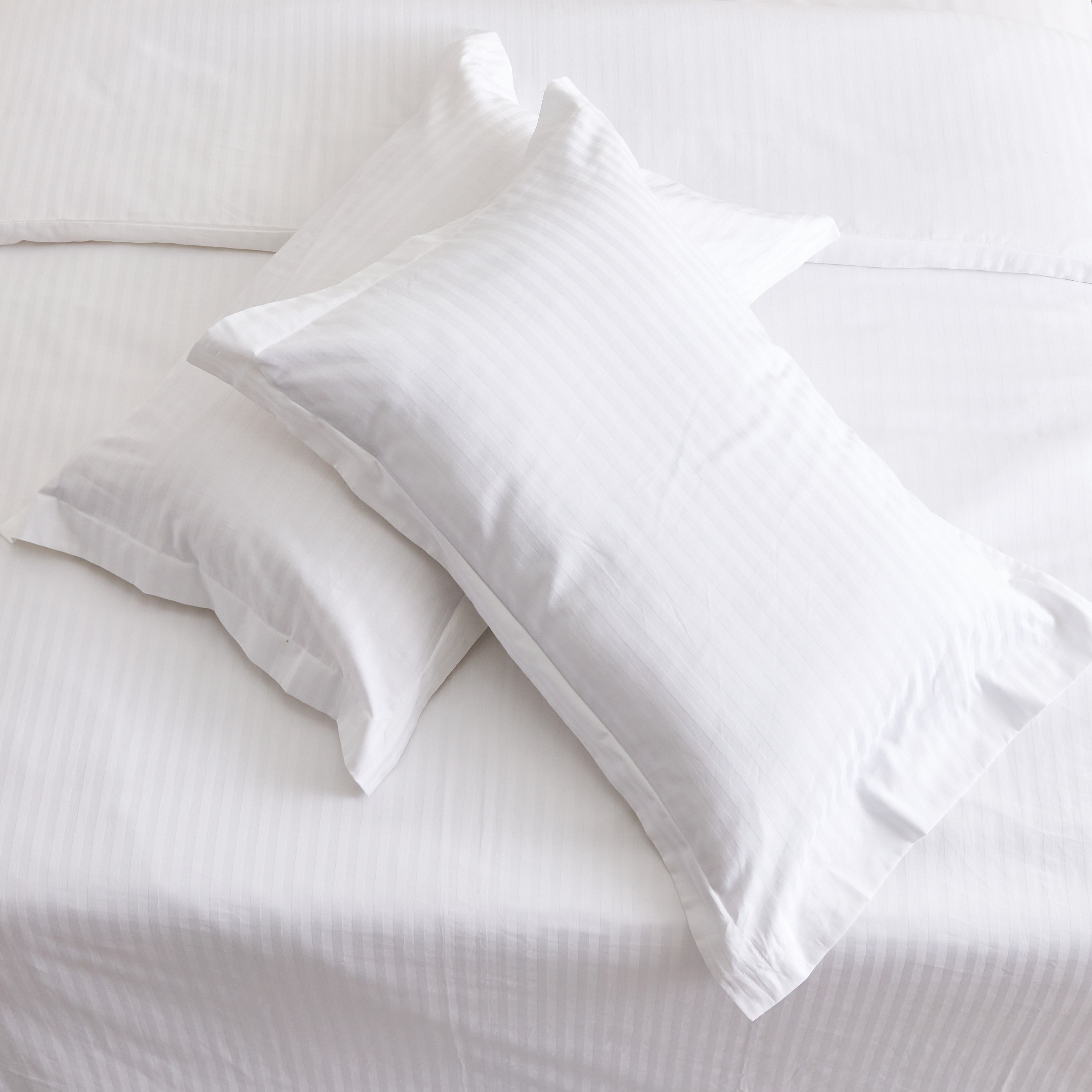 طقم غطاء لحاف كينج/ كوين قطن 3 قطع من هوتل كولكشن - 220x220 سم-hbxhomeware-hbxdecorandfurnishings-image-5