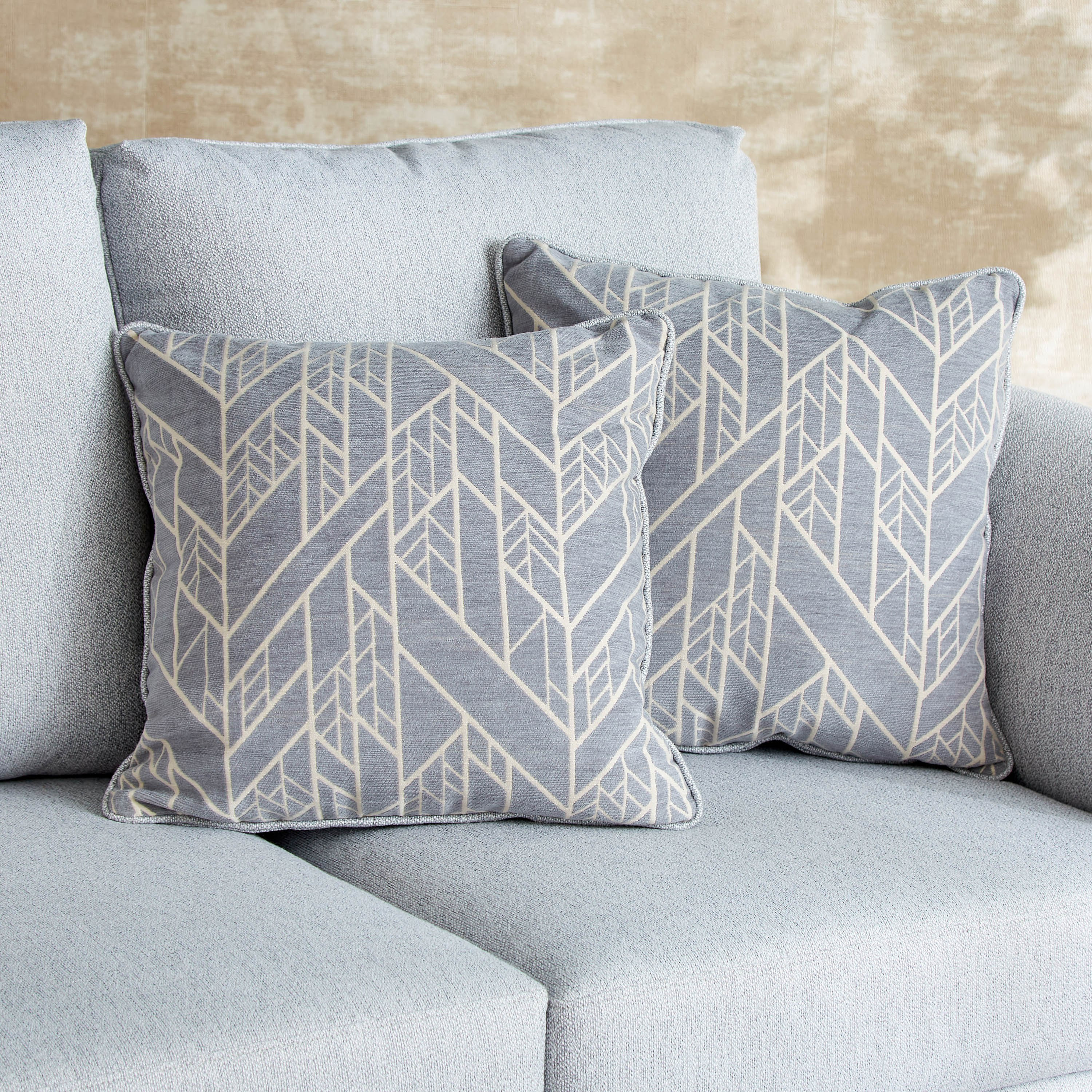 كنبة 3 مقاعد من ماديسون-hbxlivingroom-sofasandarmchairs-sofas-image-3