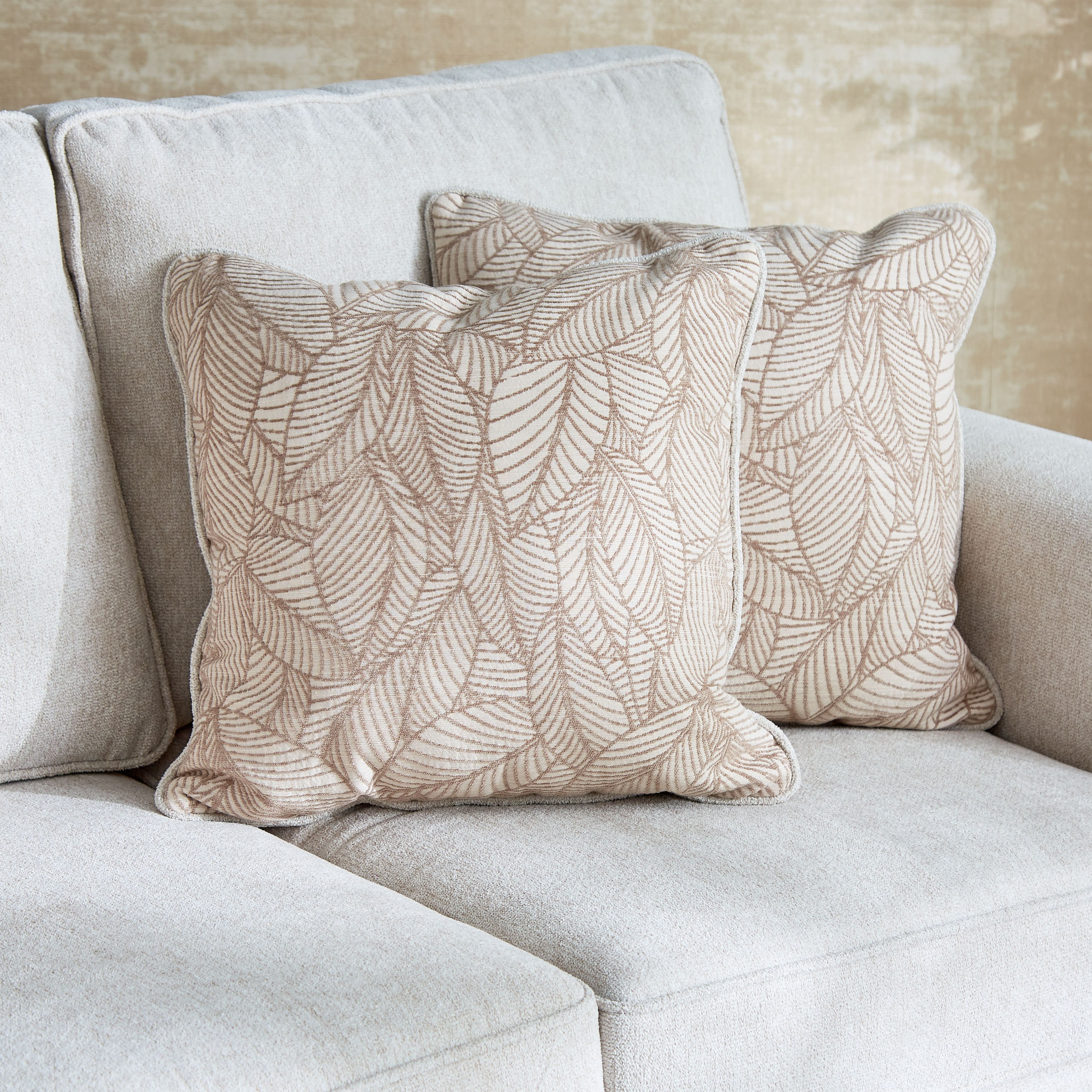 كنبة 3 مقاعد من فيجاس-hbxlivingroom-sofasandarmchairs-sofas-image-3