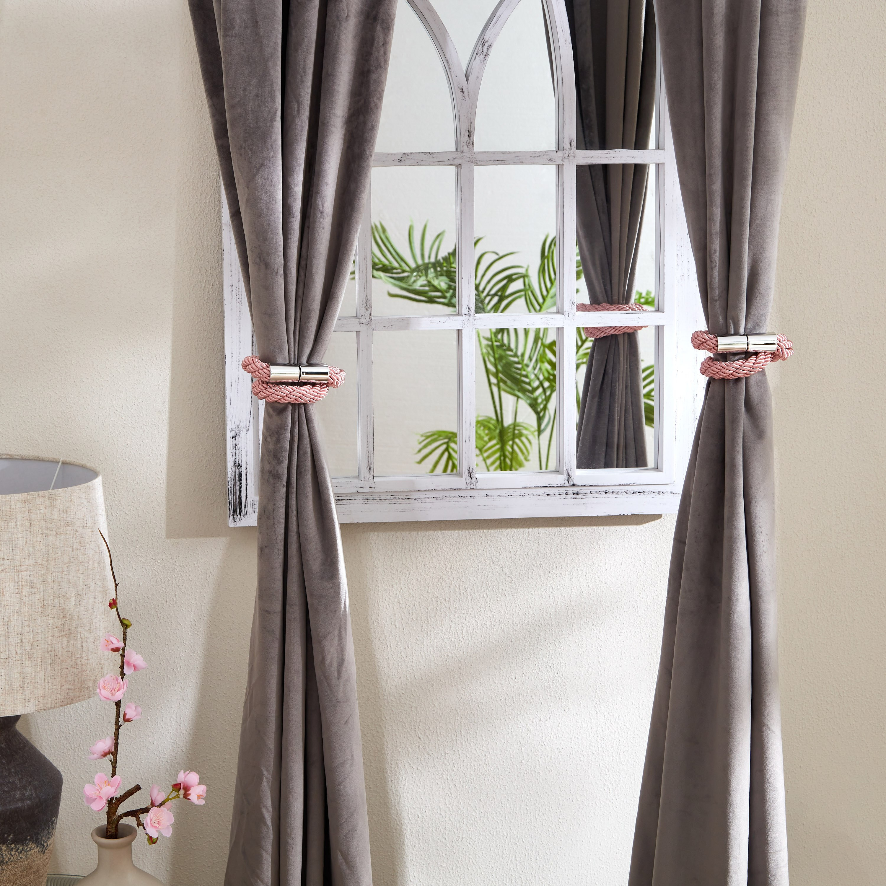 مثبّت ستائر فريا من دازل - طقم من قطعتين-hbxhomeware-hbxdecorandfurnishings-image-2