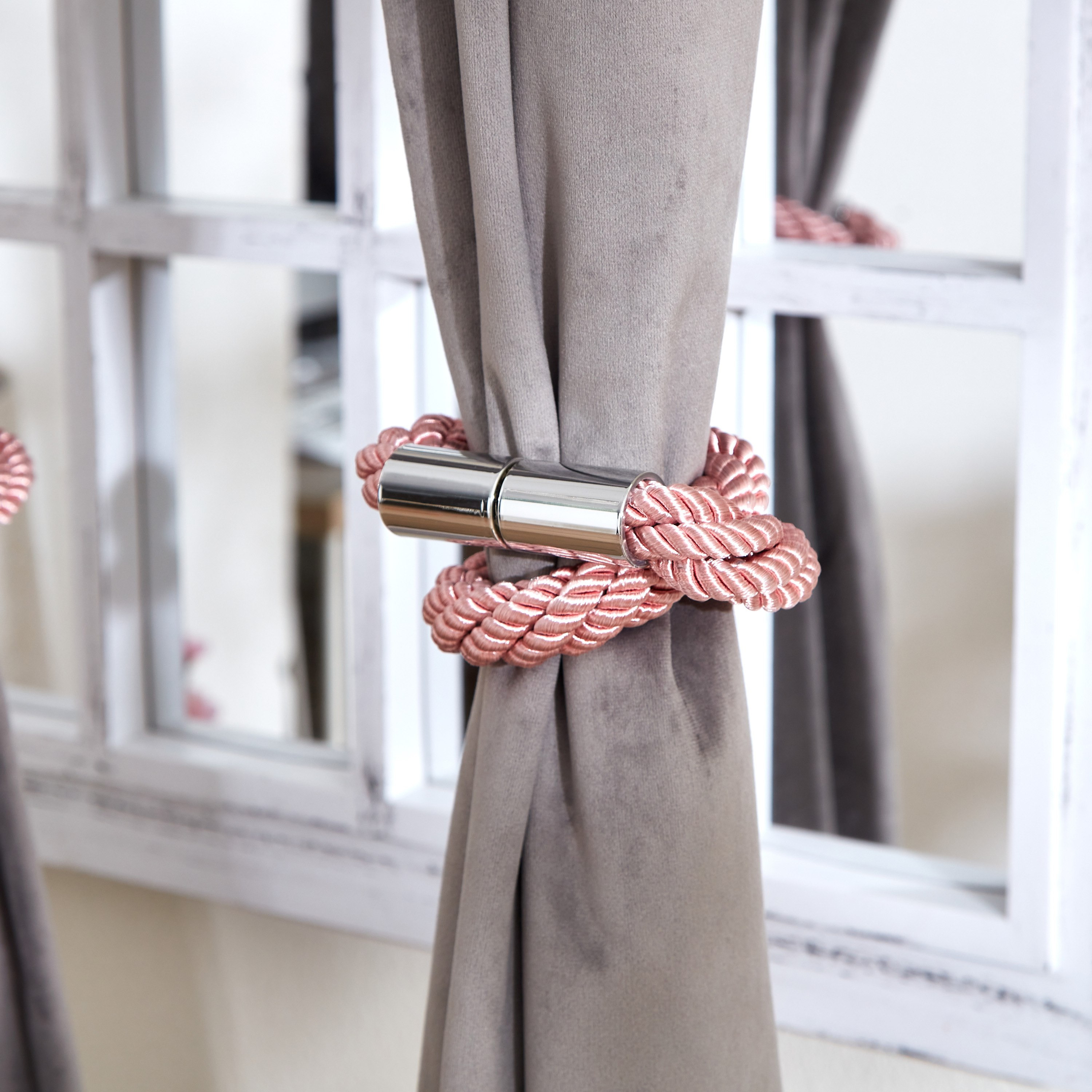 مثبّت ستائر فريا من دازل - طقم من قطعتين-hbxhomeware-hbxdecorandfurnishings-image-3