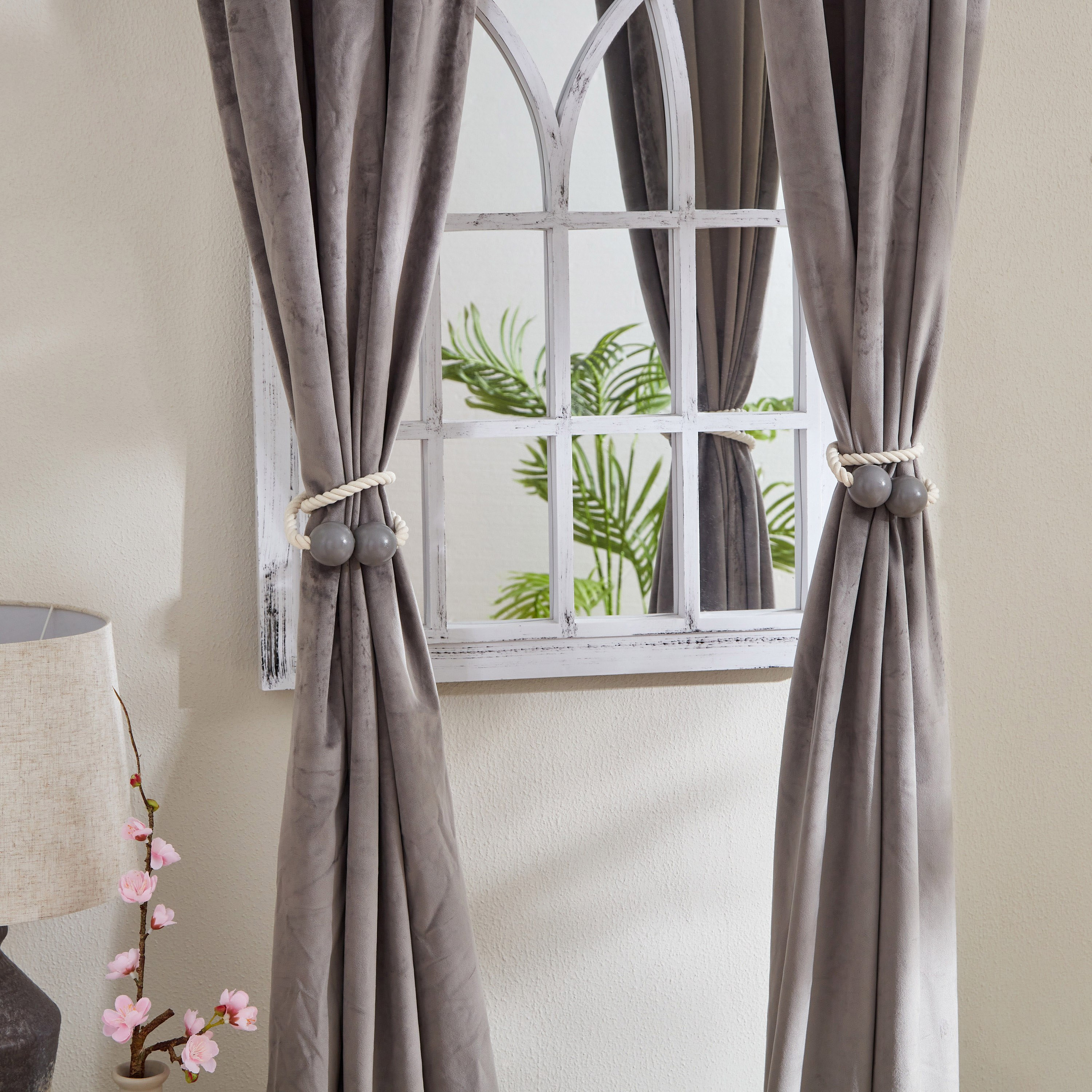 Dazzle Dahlia Curtain Tie Back - Set of 2-hbxhomeware-hbxdecorandfurnishings-image-2