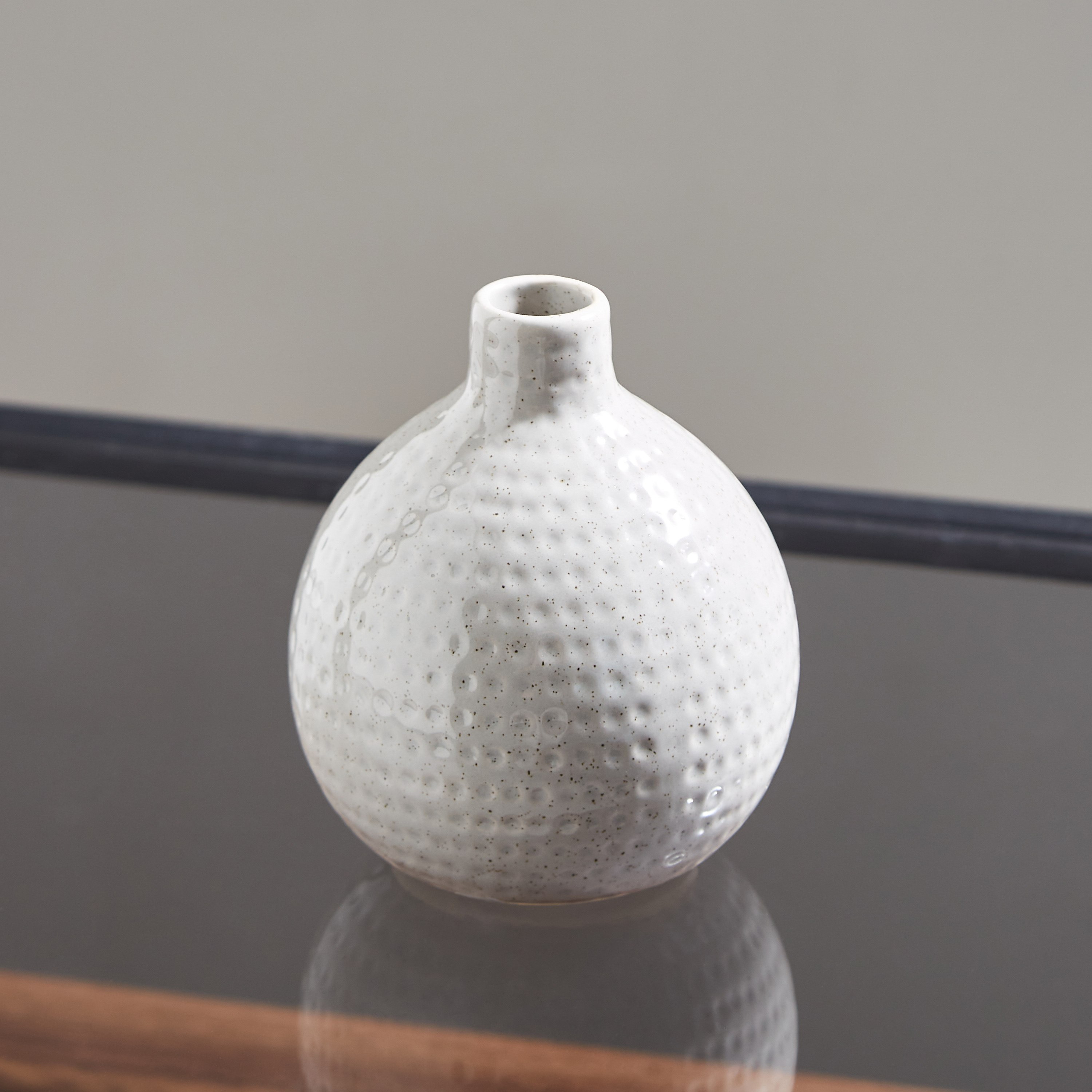 مزهرية نولا خزف مستديرة من سانسا - 13×11×13 سم-hbxbedroom-decorandaccessories-vases-image-2