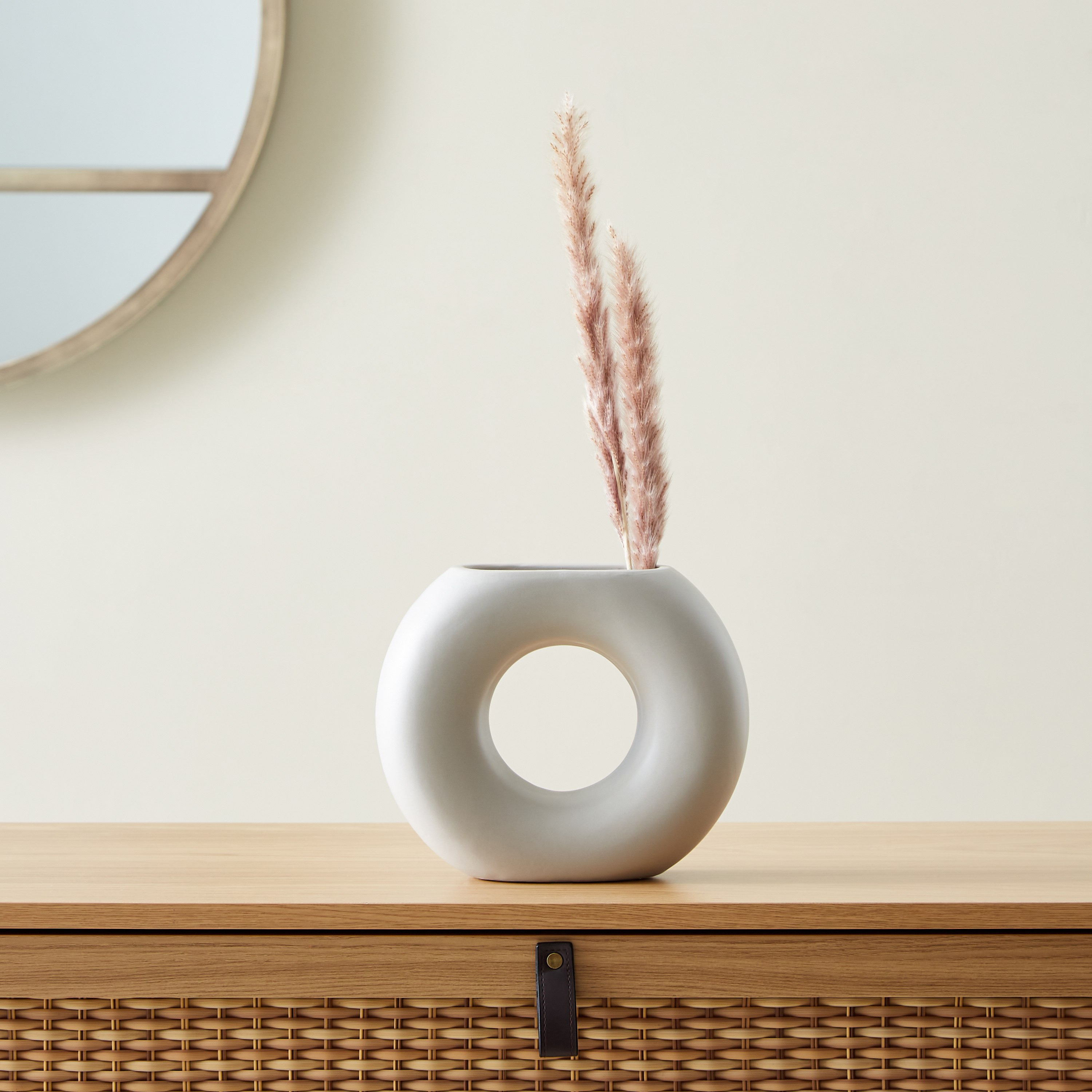 Sansa Vase - 19 cm-hbxbedroom-decorandaccessories-vases-image-1