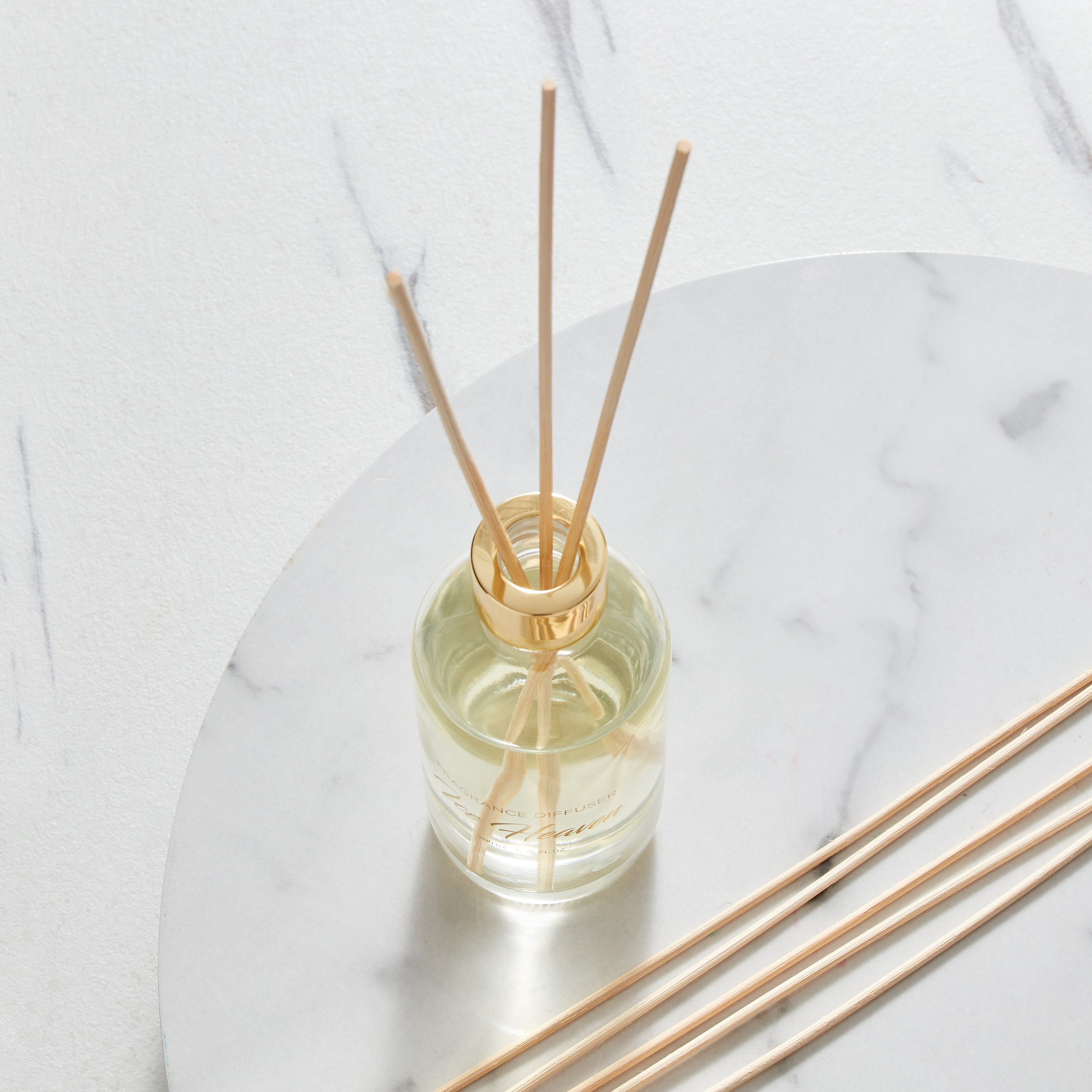 موزع عطور بأعواد برائحة أيس هيفن نيرولي باسيل من ألبس - 200 مل-hbxbedroom-homefragrance-diffusers-image-2