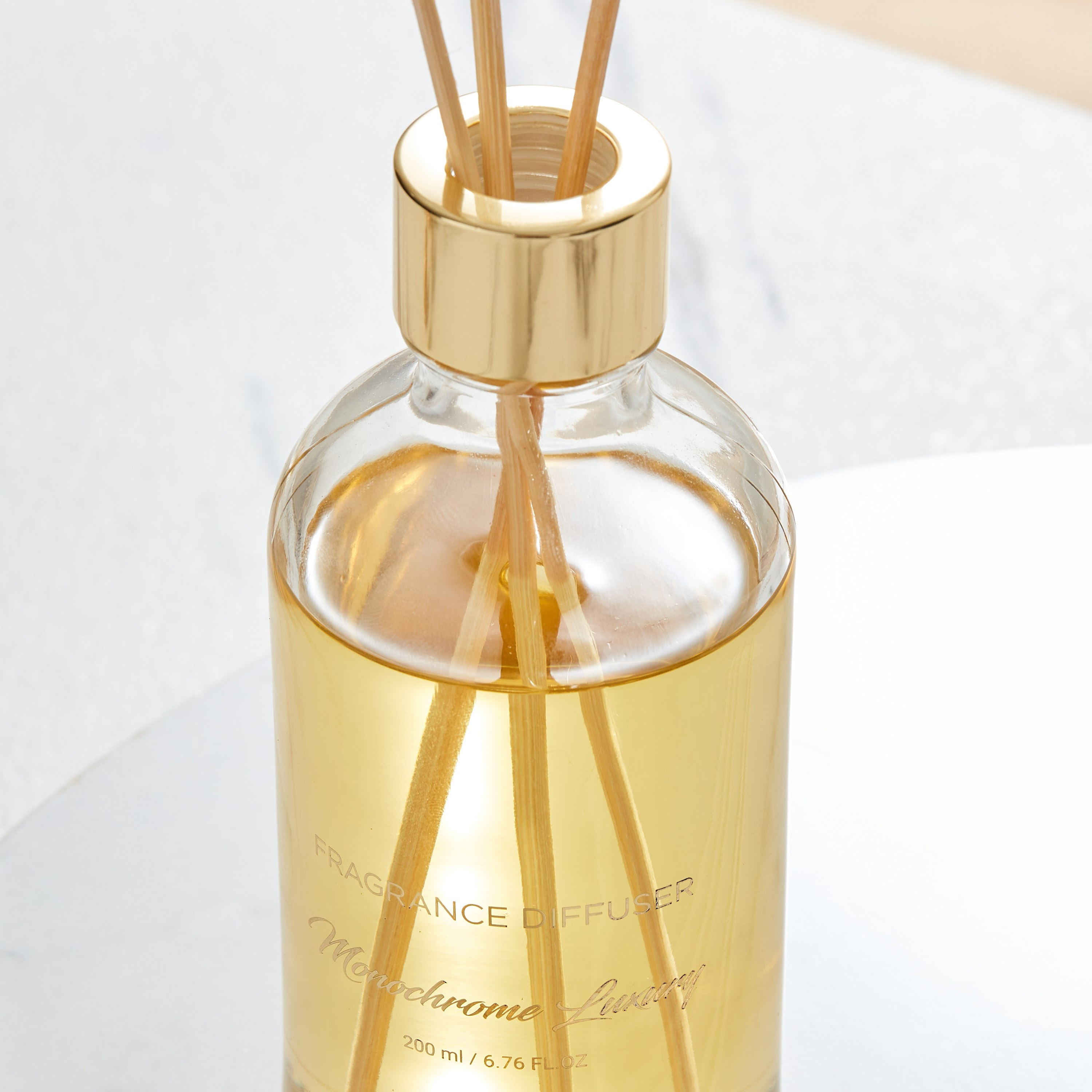 موزع عطور بأعواد برائحة التين الطازج مونوكروم لكجري من ألبس - 200 مل-hbxbedroom-homefragrance-diffusers-image-3
