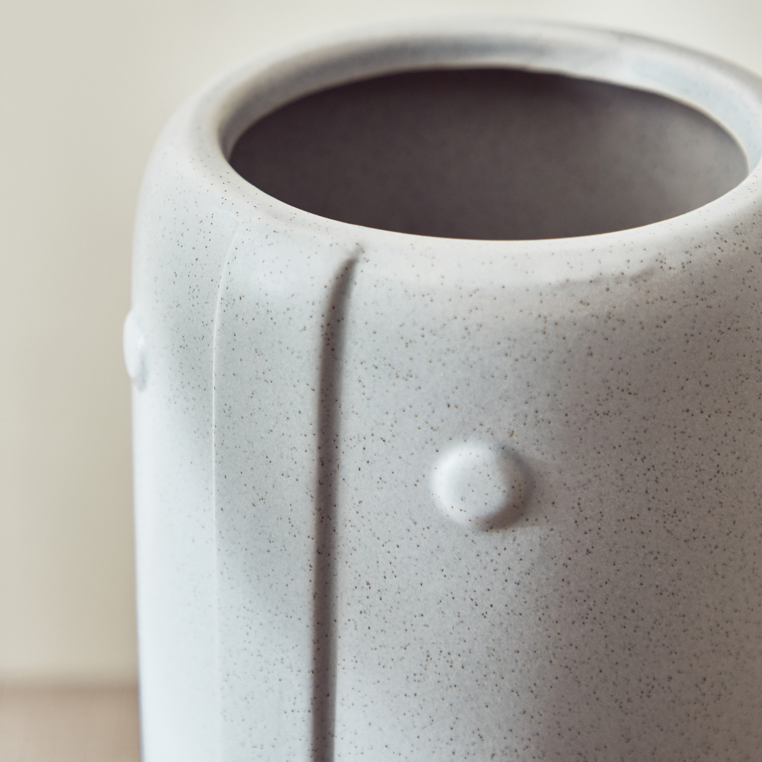 Sansa Vase - 25 cm-hbxbedroom-decorandaccessories-vases-image-4