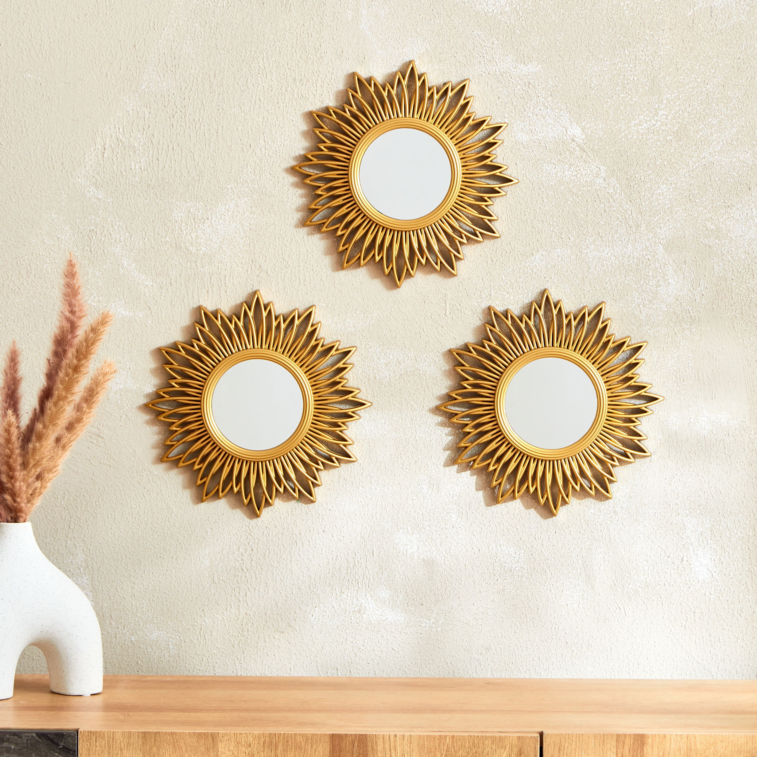 مرايا حائط بتصميم نجمة 3 قطع من هالسي - 25x2x25 سم-hbxhomeware-hbxdecorandfurnishings-image-1