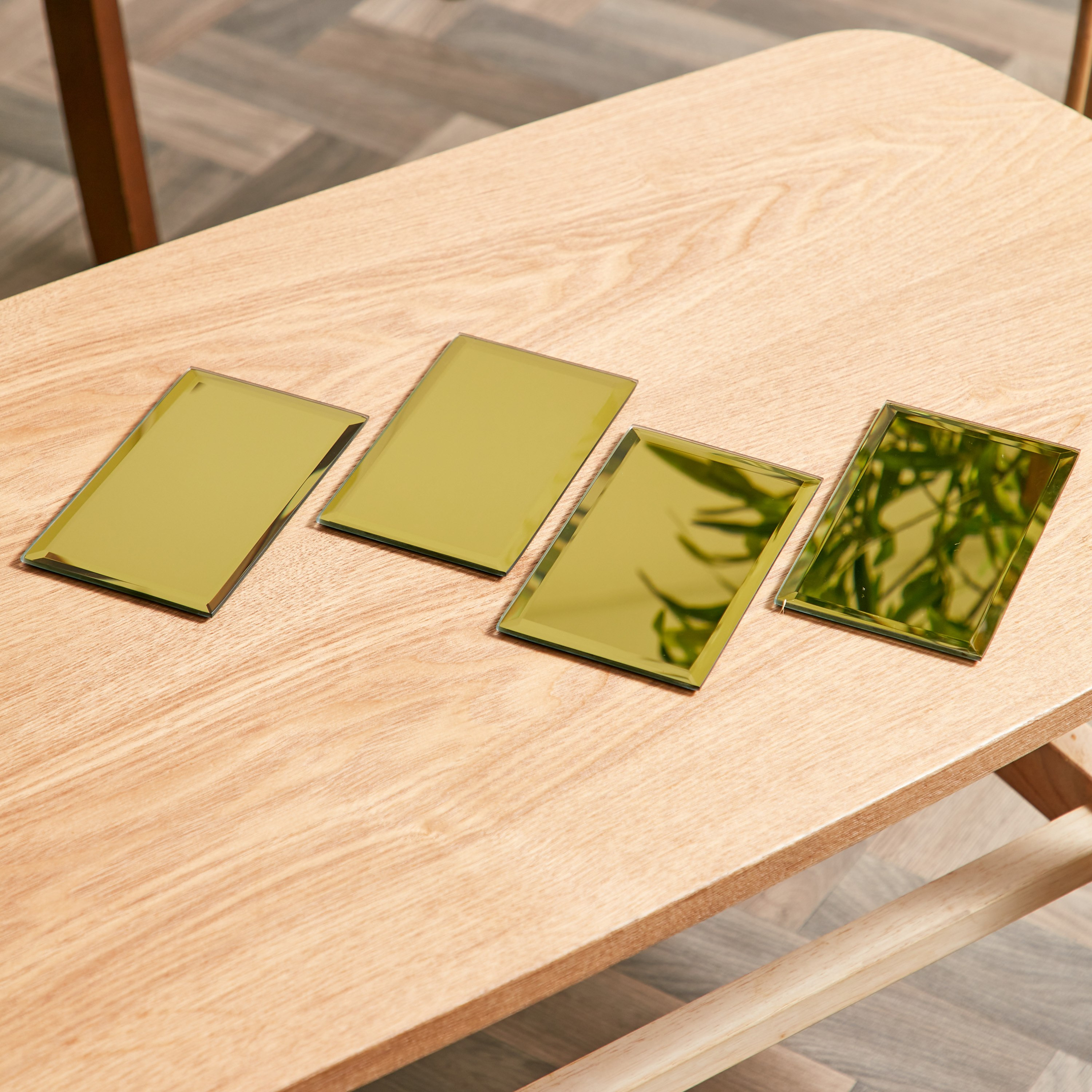 Lucy 4-Piece Rectangular Coaster Set - 15x9x1 cm-hbxdecorandfurnishings-homefurnishings-tablelinens-image-2