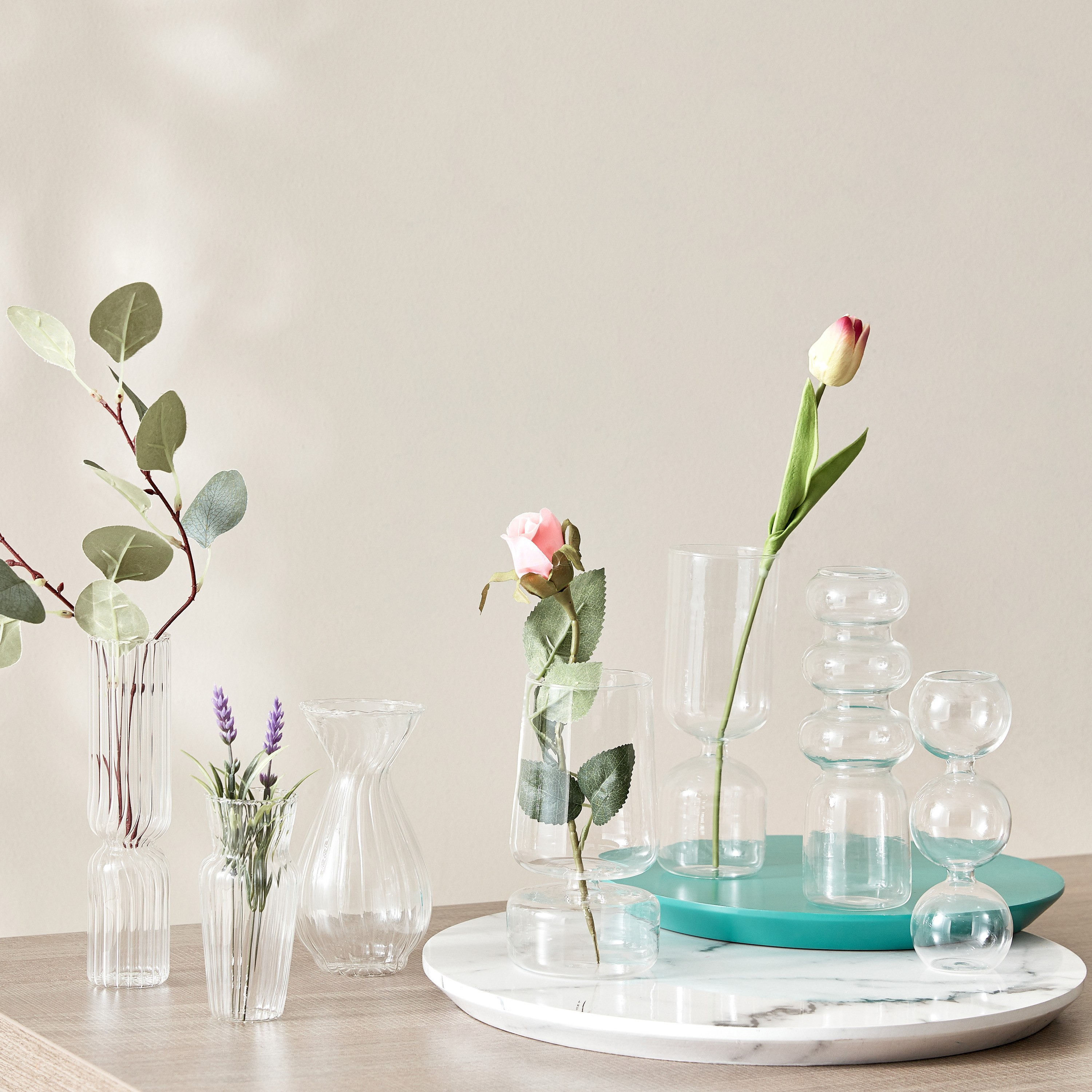 مزهرية زجاجية من لوسي - 7x7x20 سم-hbxhomeware-hbxdecorandfurnishings-image-5