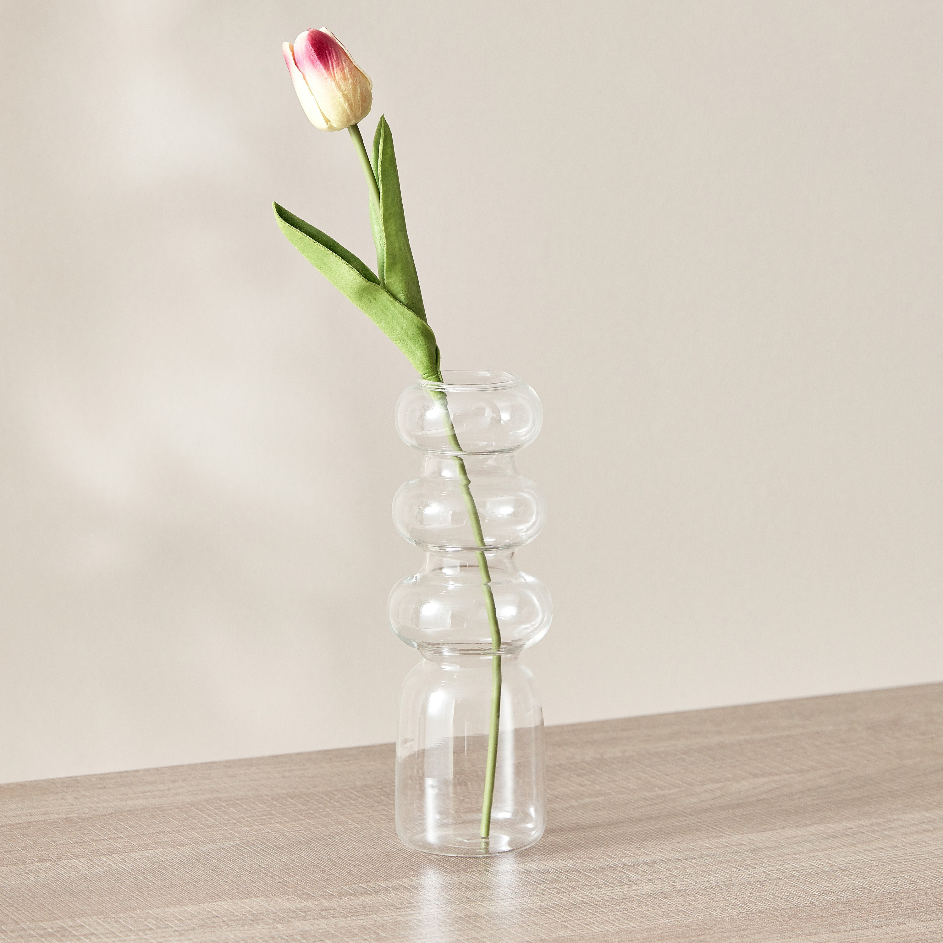 مزهرية زجاج من لوسي - 7x7x21 سم-hbxhomeware-hbxdecorandfurnishings-image-1